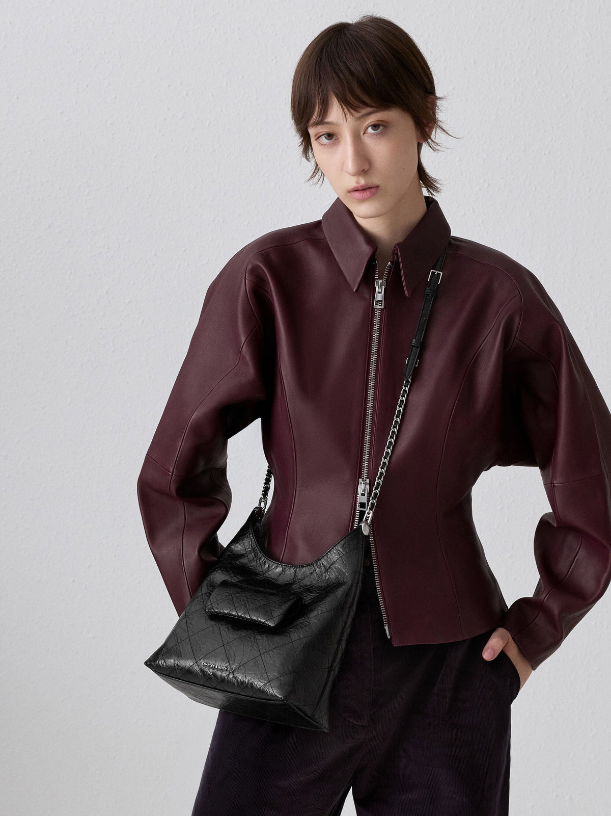 CHARLES & KEITH Special Offer / Duo Quilted Front-Pocket Chain Hobo Bag - Noir