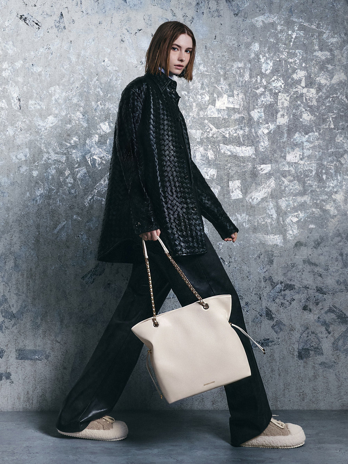 CHARLES & KEITH Deals / Arya Braided-Chain Tote Bag - Cream