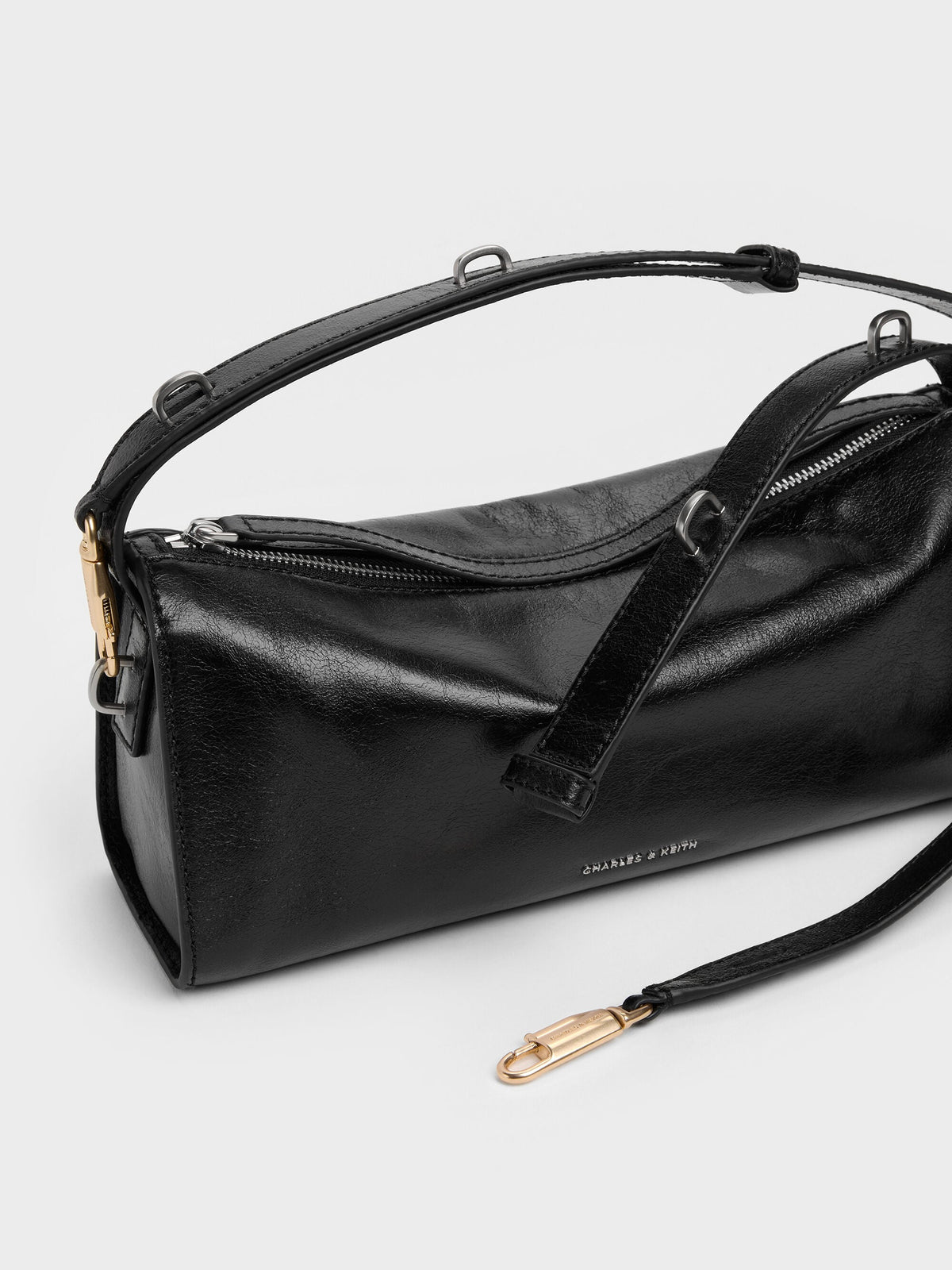 CHARLES & KEITH Customer Favorite / Delfina Elongated Shoulder Bag - Noir