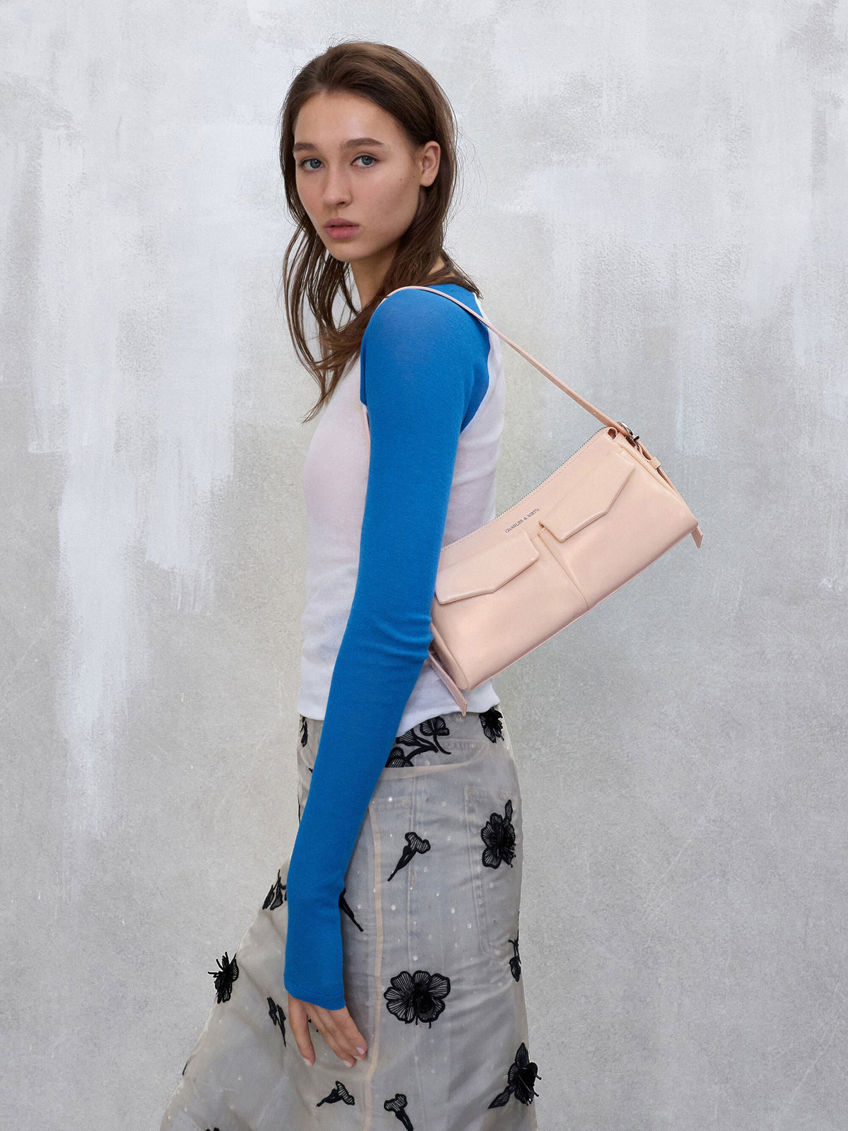 CHARLES & KEITH Everyday / Rachel Front-Pocket Chain Shoulder Bag - Soft Pink