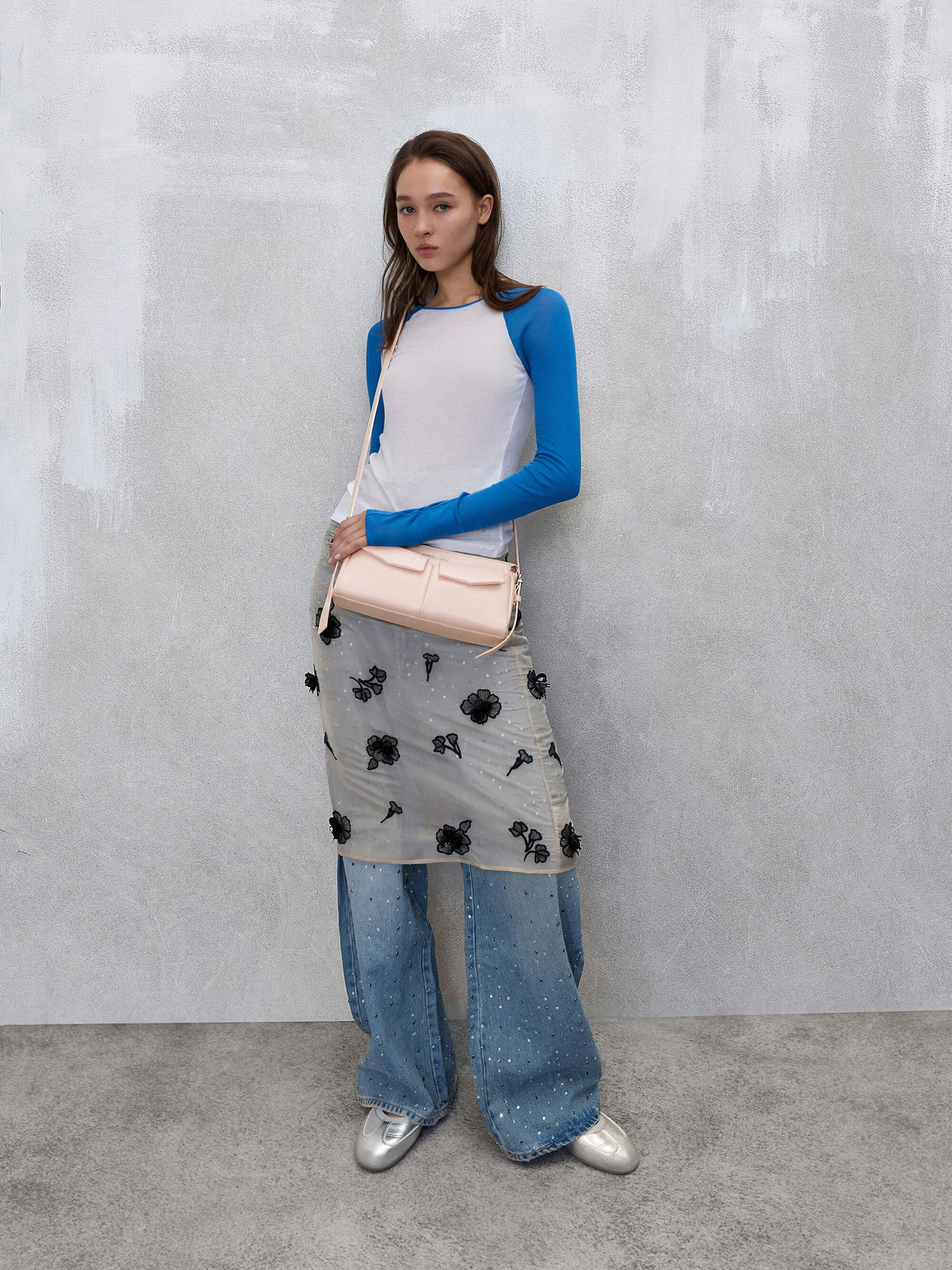 CHARLES & KEITH Everyday / Rachel Front-Pocket Chain Shoulder Bag - Soft Pink