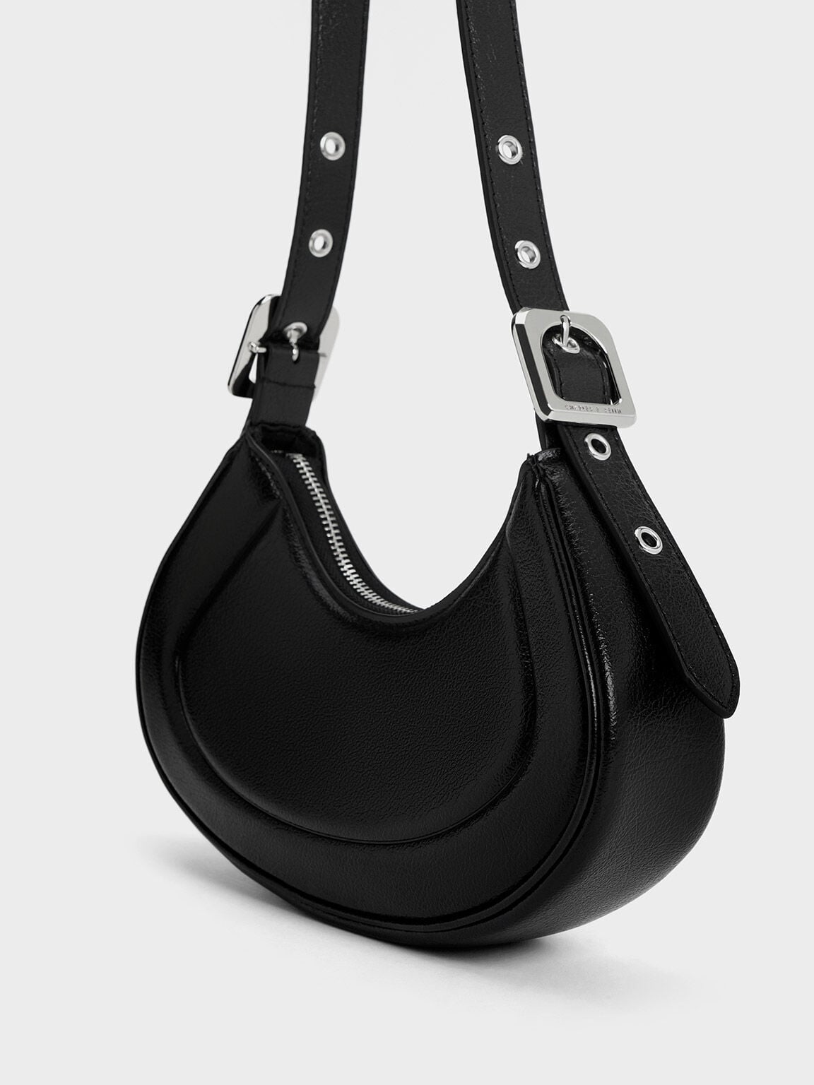 CHARLES & KEITH Essential / Petra Curved Shoulder Bag - Noir