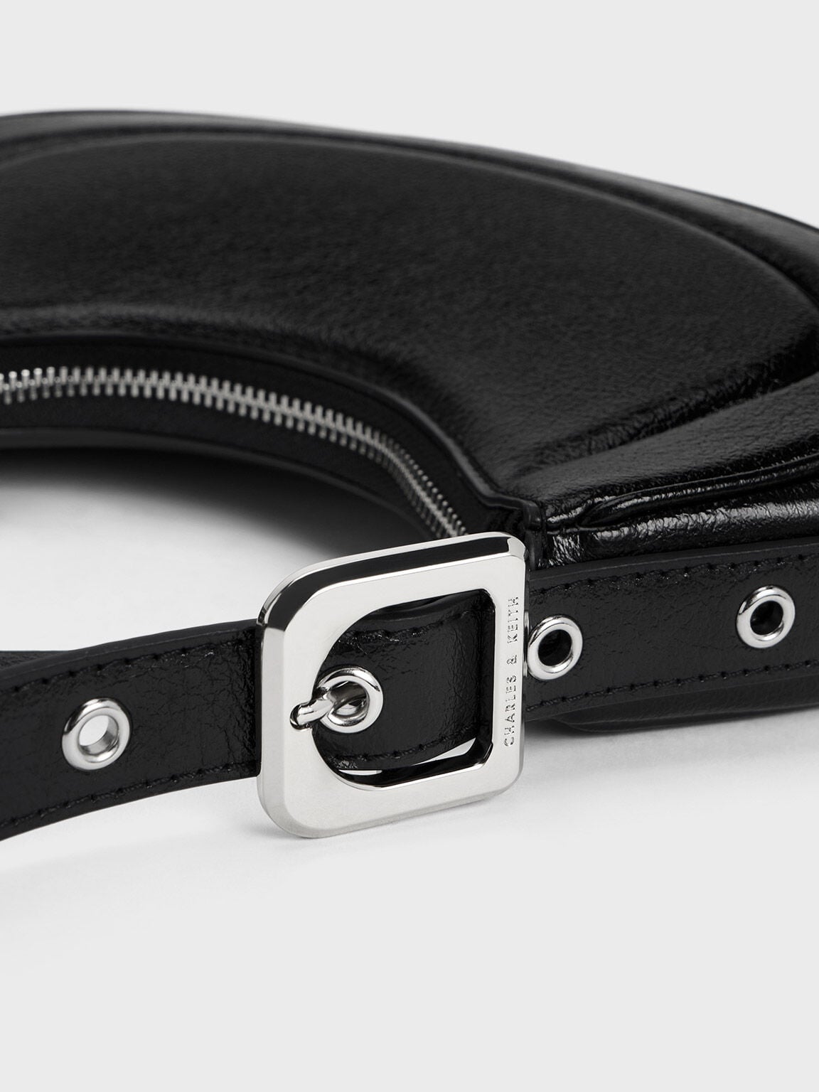 CHARLES & KEITH Essential / Petra Curved Shoulder Bag - Noir