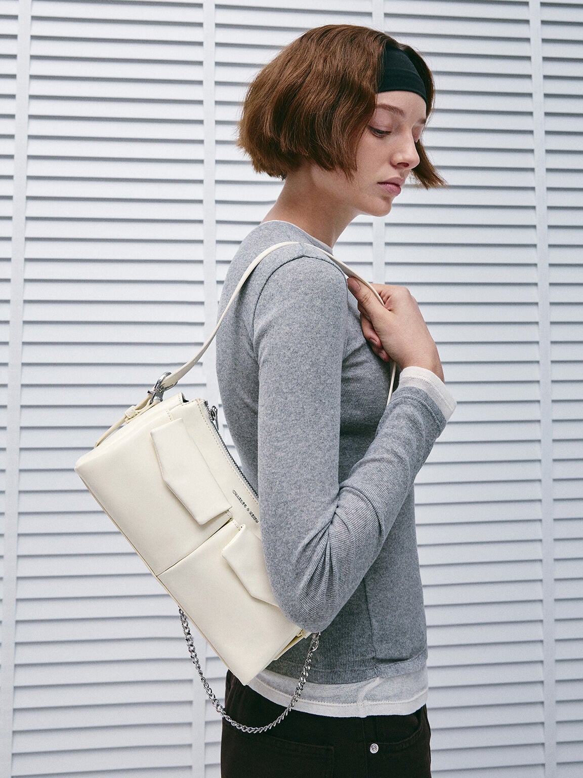 CHARLES & KEITH Signature / Rachel Front-Pocket Chain Shoulder Bag - Cream