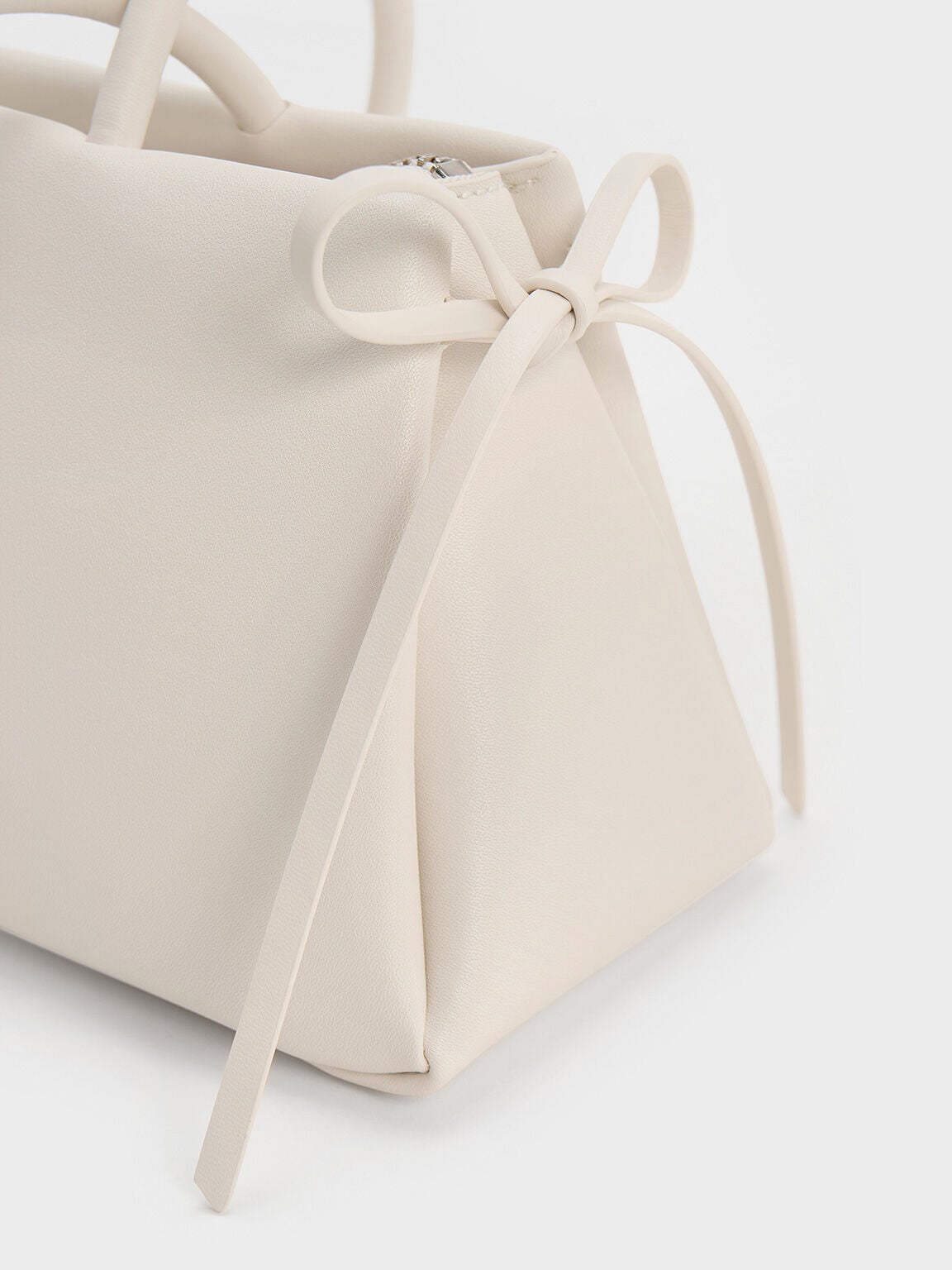 CHARLES & KEITH Top Pick / Hazel Bow Shoulder Bag - Meringue White