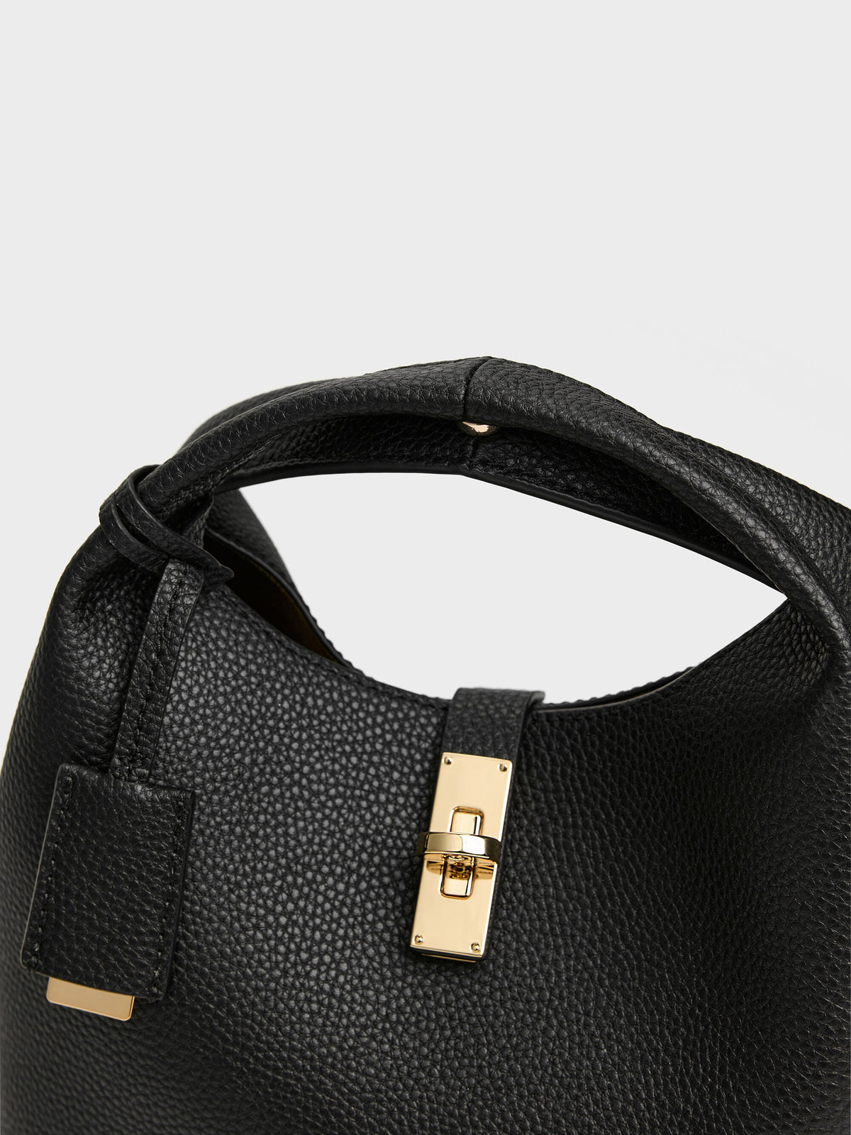 CHARLES & KEITH Exclusive / Chance Turn-Lock Bucket Bag - Black