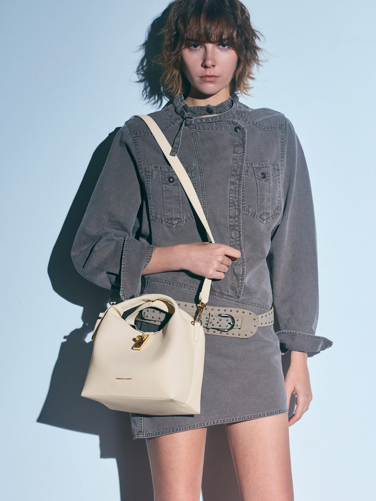 CHARLES & KEITH Popular / Chance Turn-Lock Bucket Bag - Cream