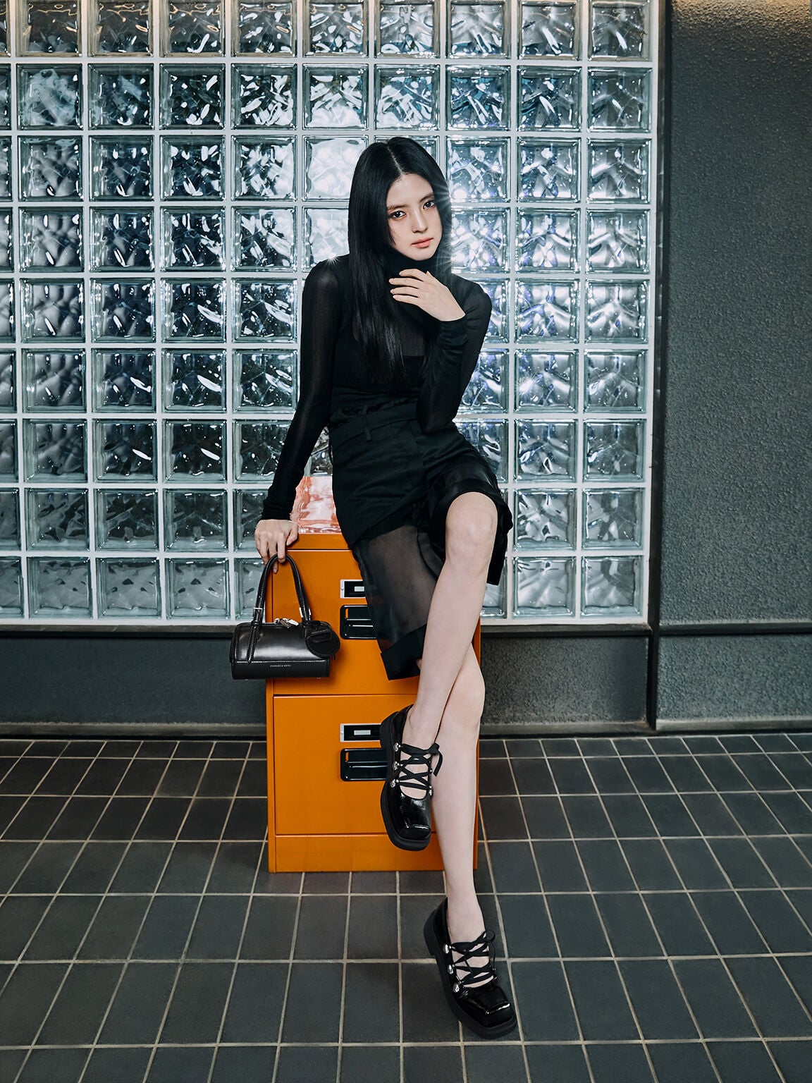 CHARLES & KEITH Best Price / Enola Bowling Bag - Noir