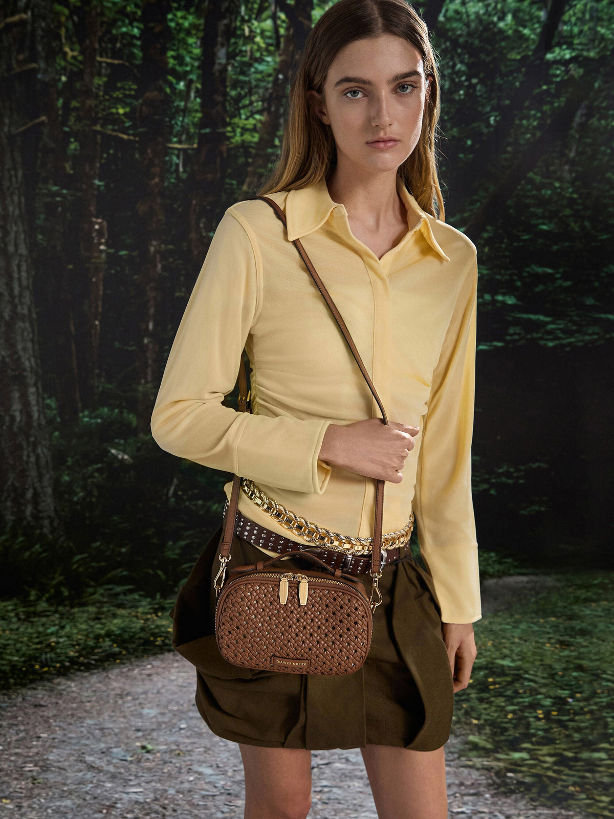 CHARLES & KEITH Value / Azure Woven Crossbody Bag - Chocolate