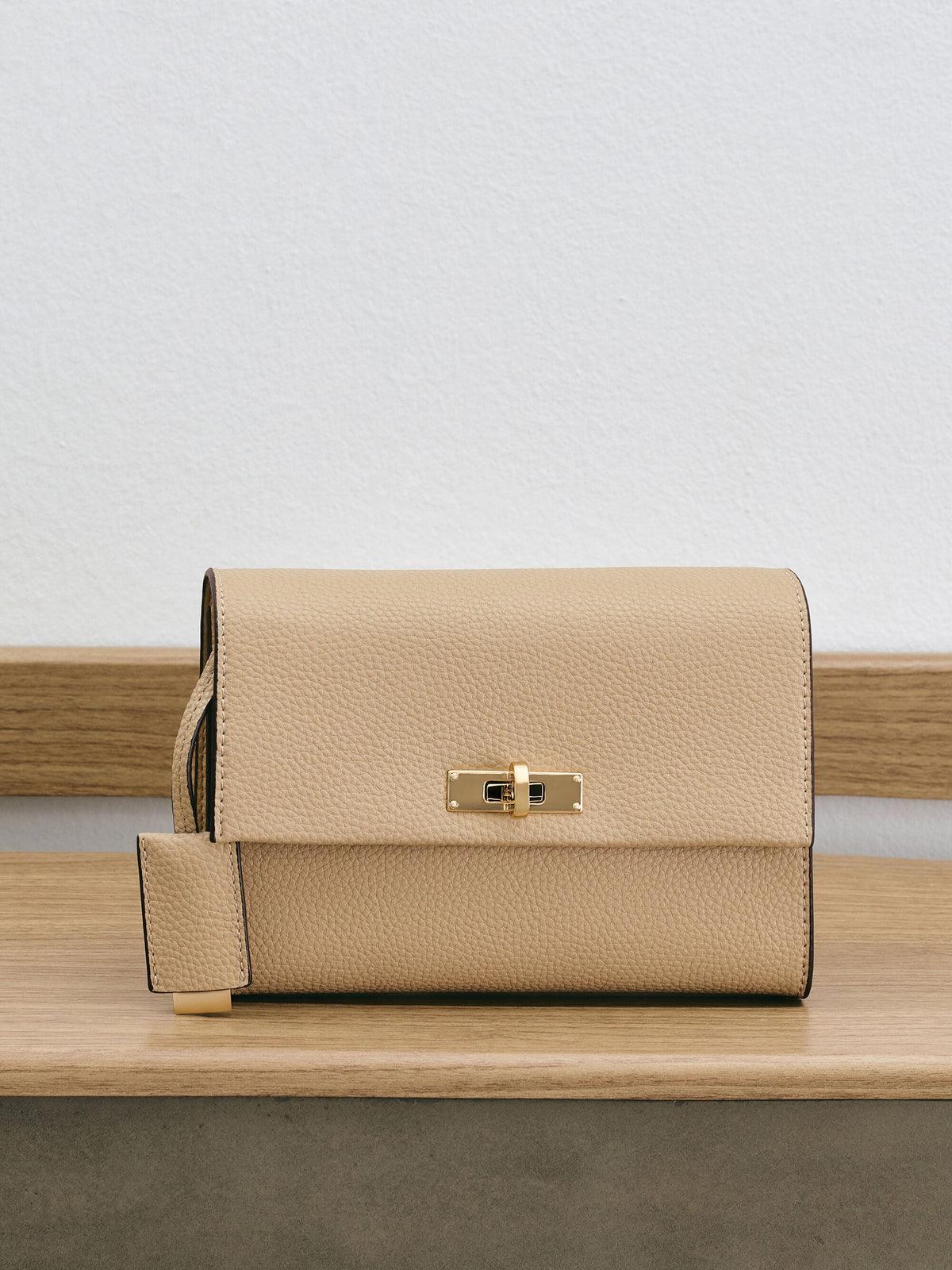 CHARLES & KEITH Trusted / Chance Turn-Lock Crossbody Bag - Nutmeg Beige