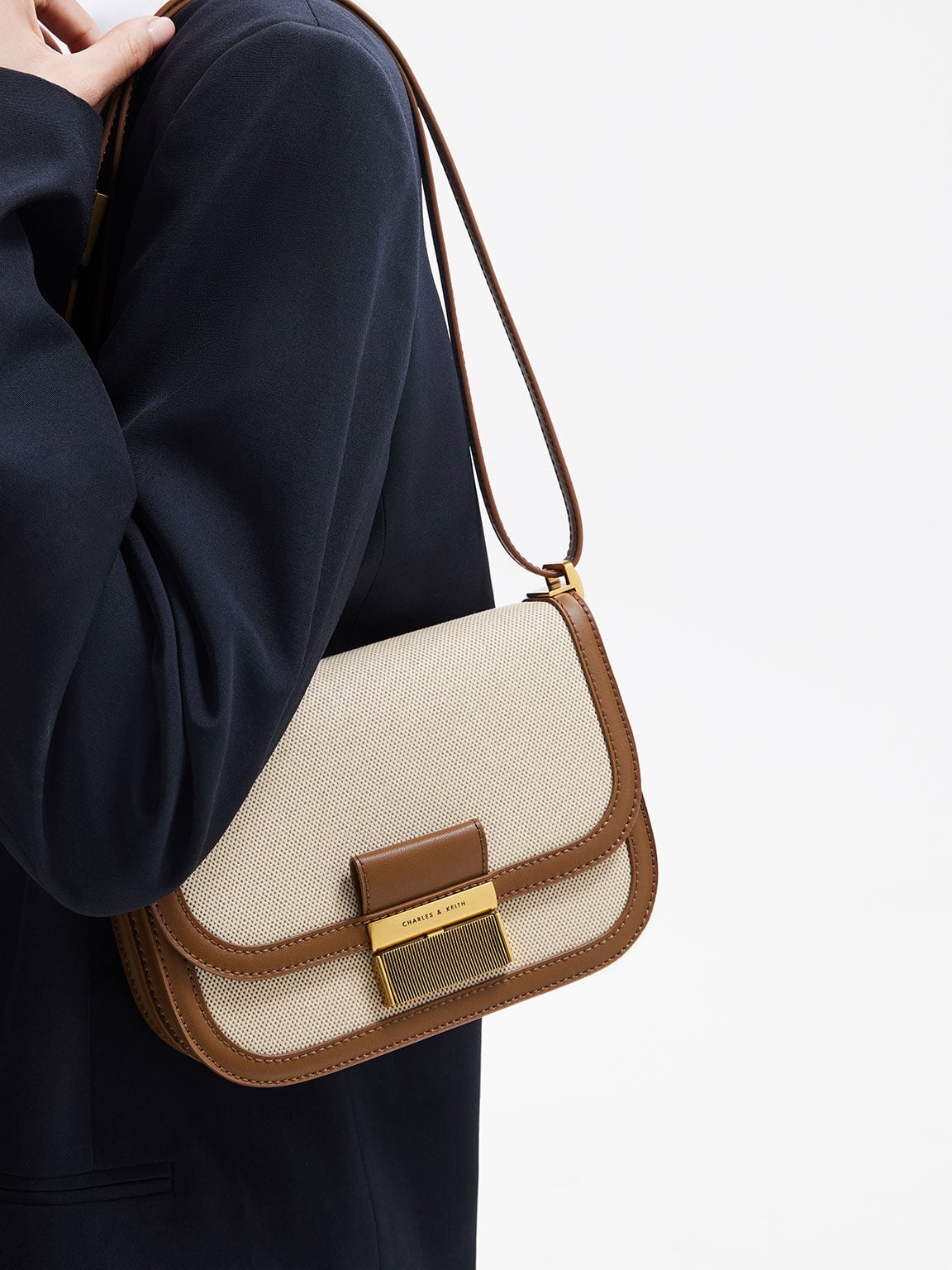 CHARLES & KEITH Everyday / Charlot Canvas Crossbody Bag - Chocolate