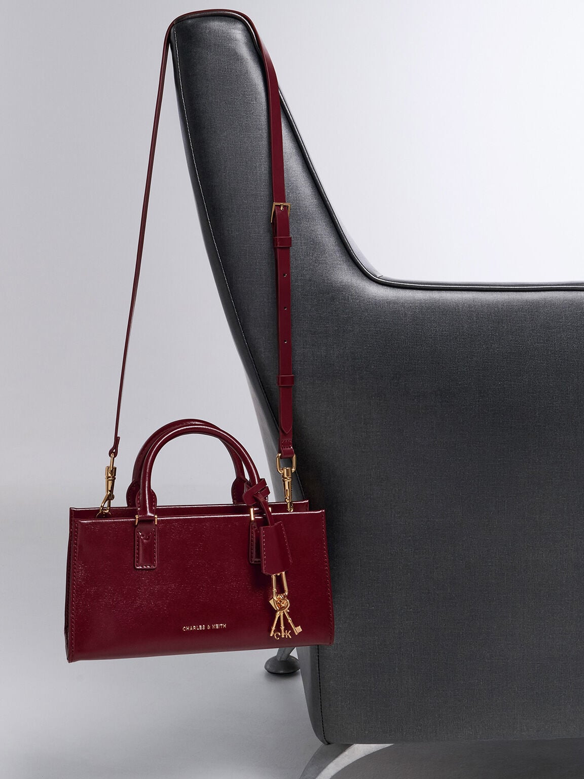 CHARLES & KEITH Trusted / Kerry Top Handle Bag - Mulberry Plum