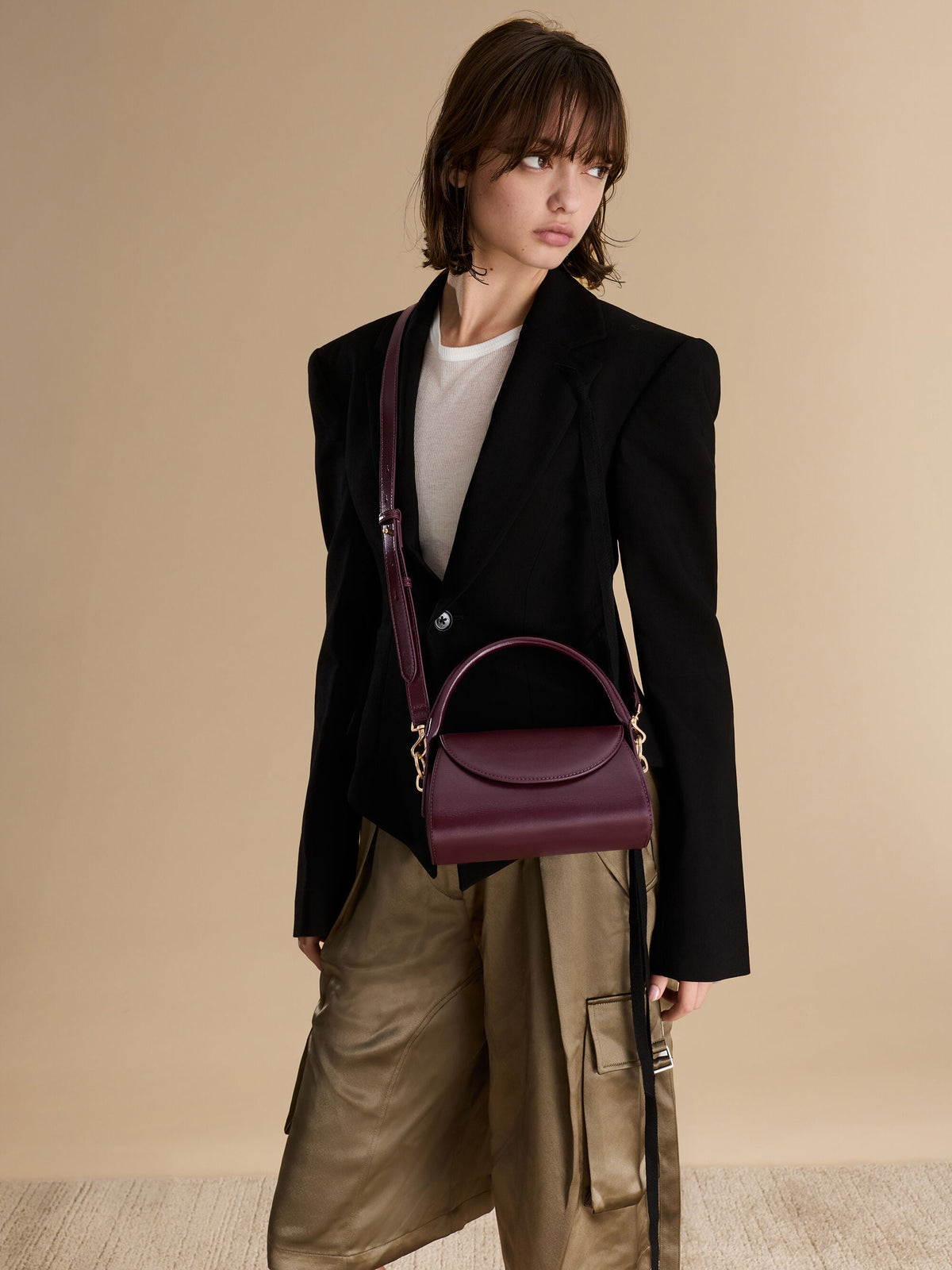 CHARLES & KEITH Top Pick / Kaila Top Handle Bag - Wineberry Red