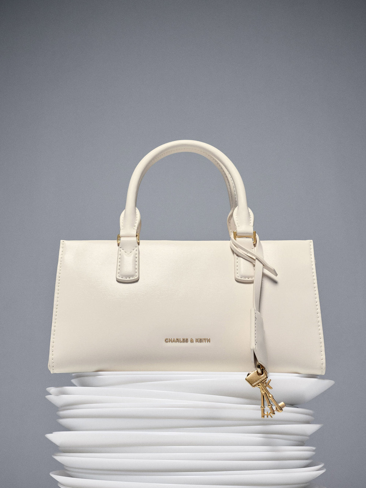 CHARLES & KEITH Trending / Kerry Top Handle Bag - Cream