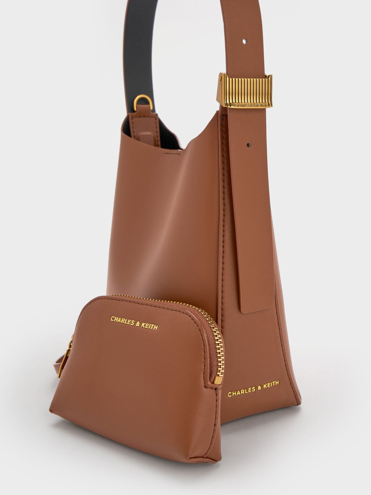 CHARLES & KEITH Recommended / Edna Bucket Bag - Chocolate