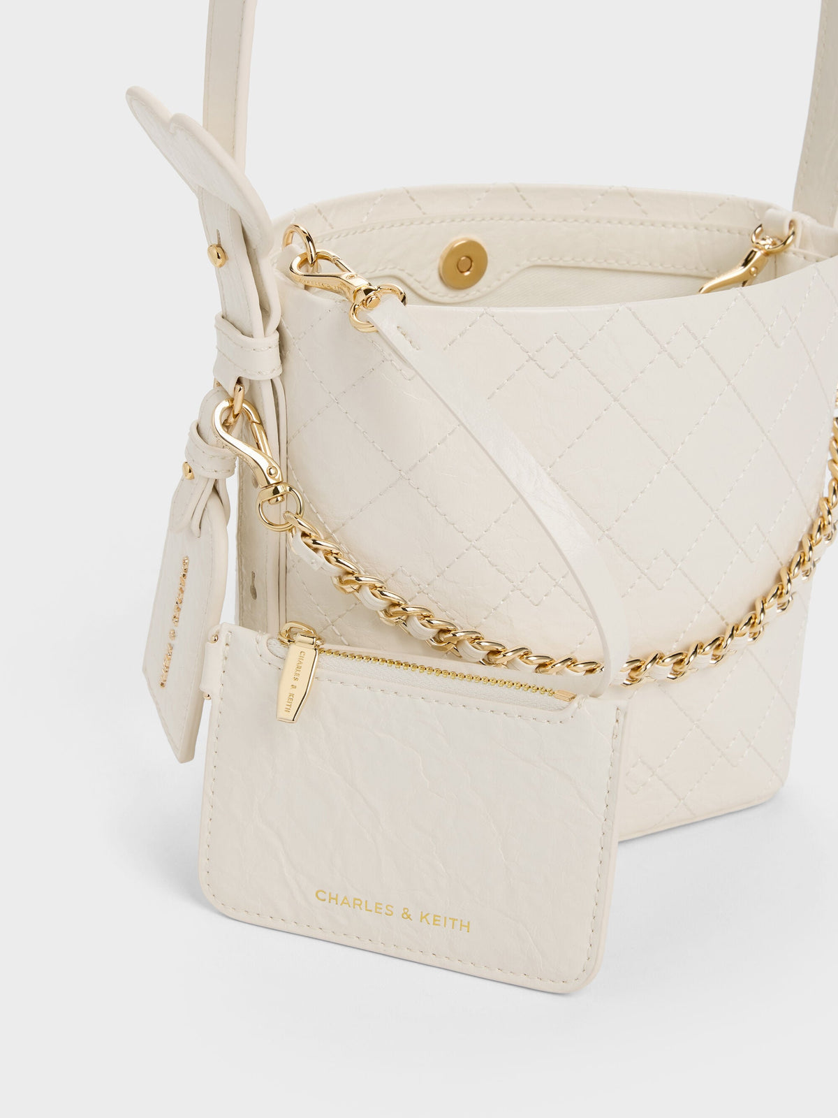 CHARLES & KEITH Everyday / Duo Quilted Chain Bucket Bag - Cream
