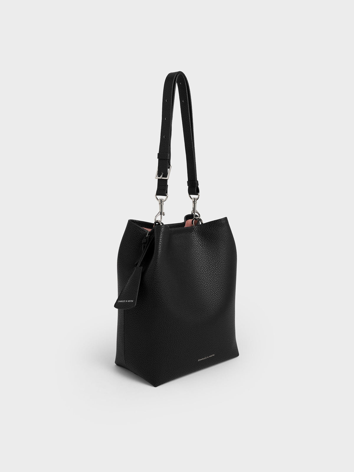 CHARLES & KEITH Latest / Beryl Bucket Bag - Noir