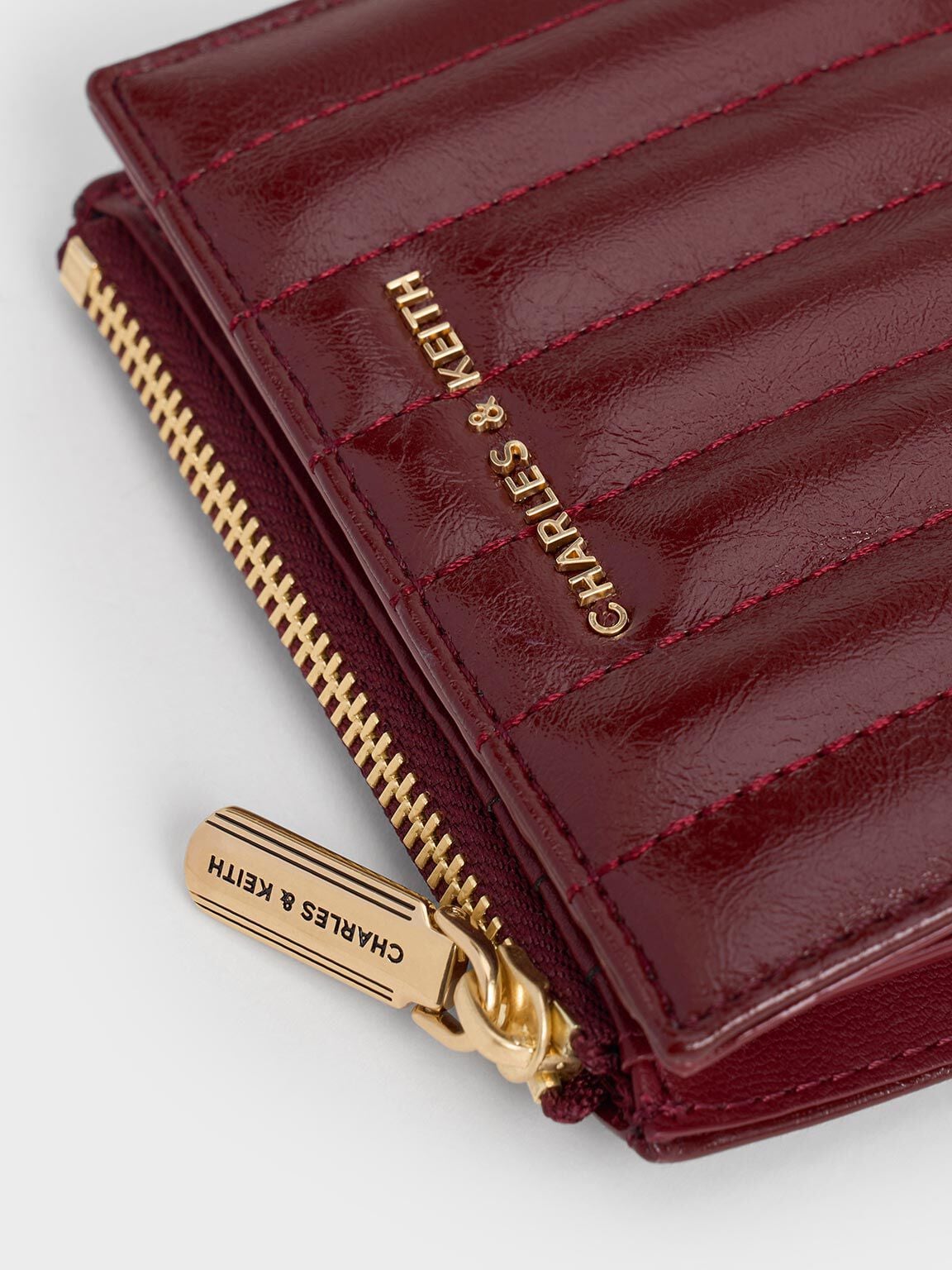 CHARLES & KEITH Recommended / Donna Panelled Top-Zip Wallet - Burgundy