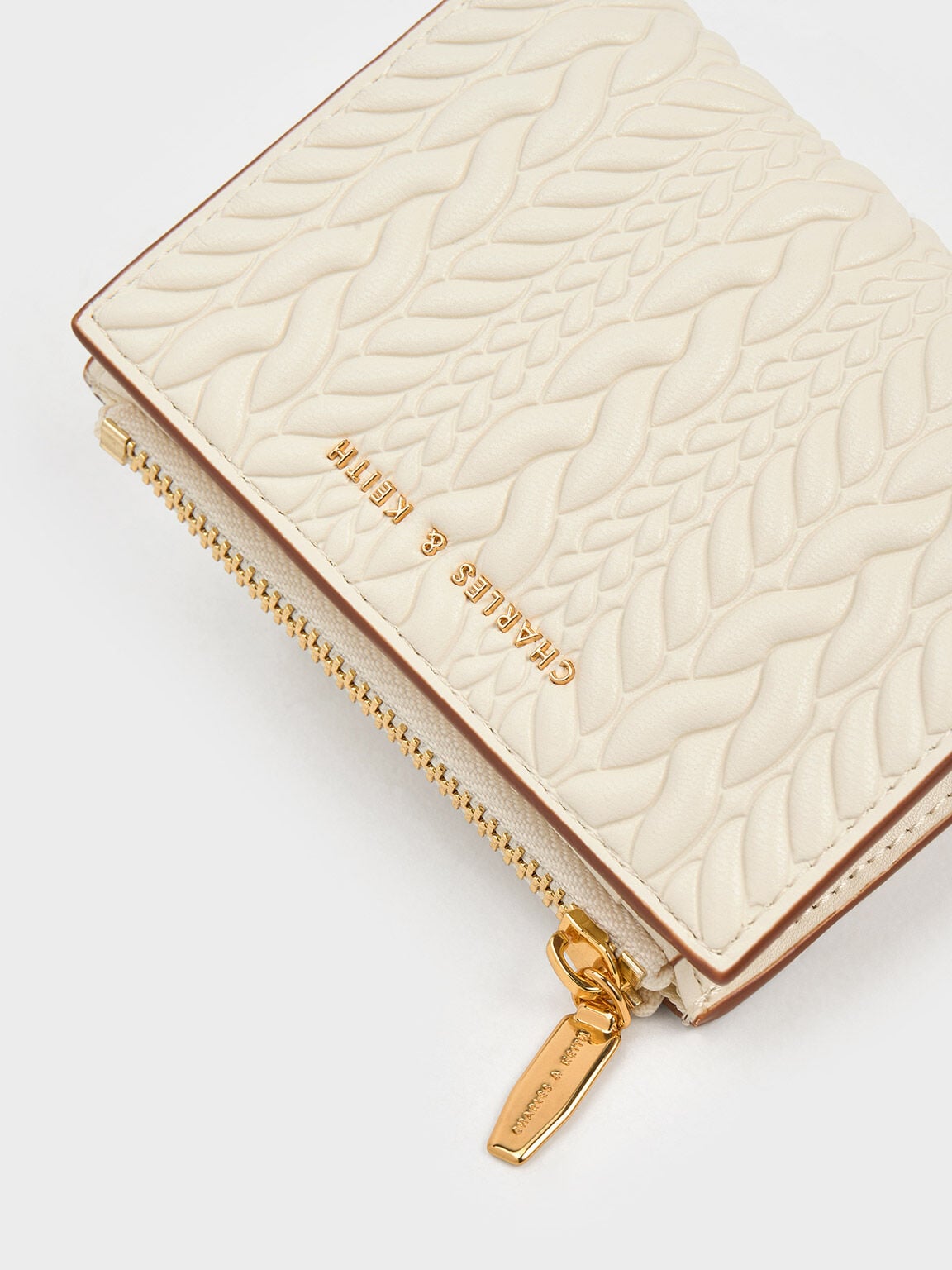 CHARLES & KEITH Latest / Apolline Textured Top-Zip Wallet - Cream