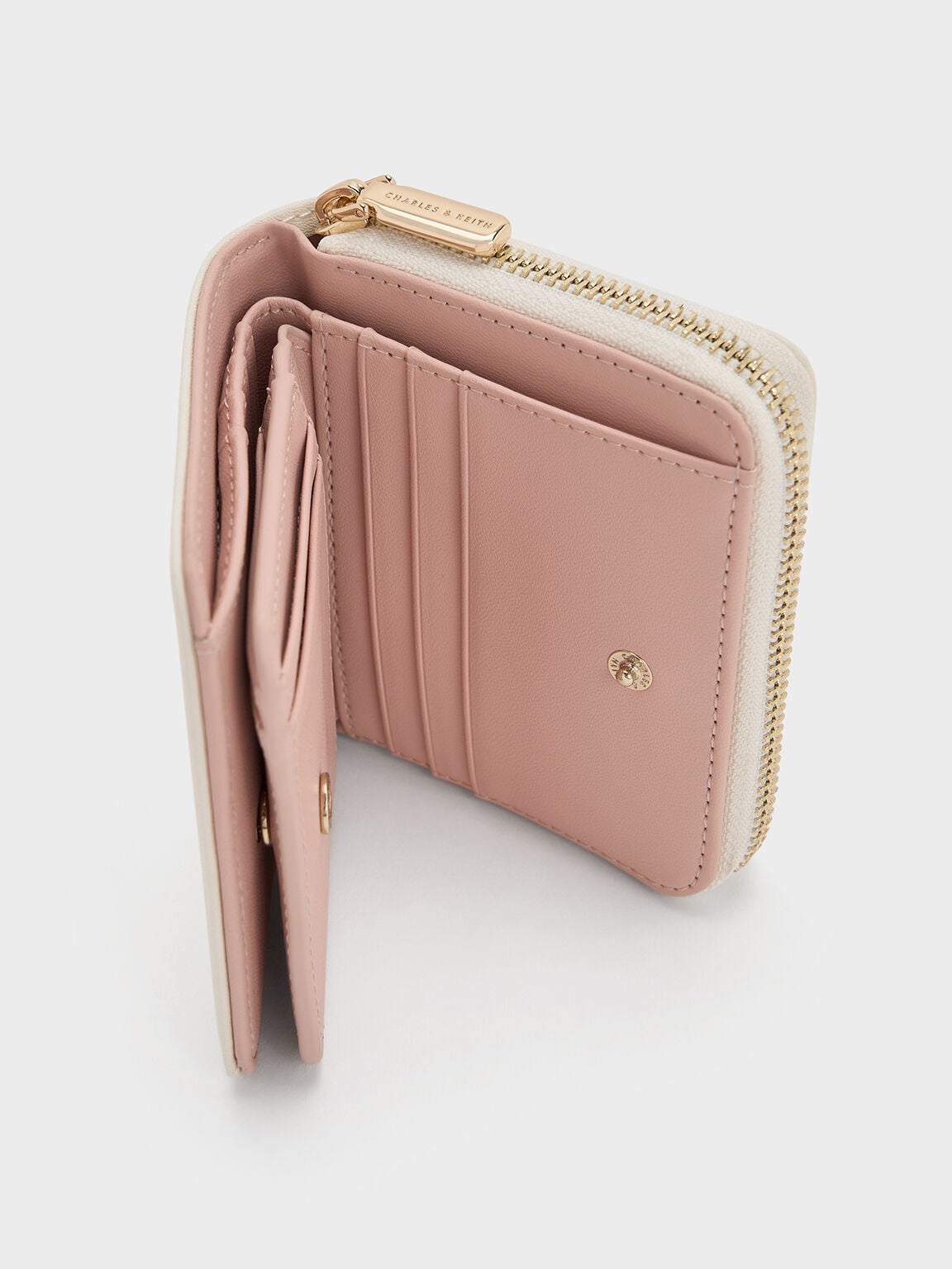 CHARLES & KEITH Exclusive / Finley Zip-Around Small Wallet - Cream