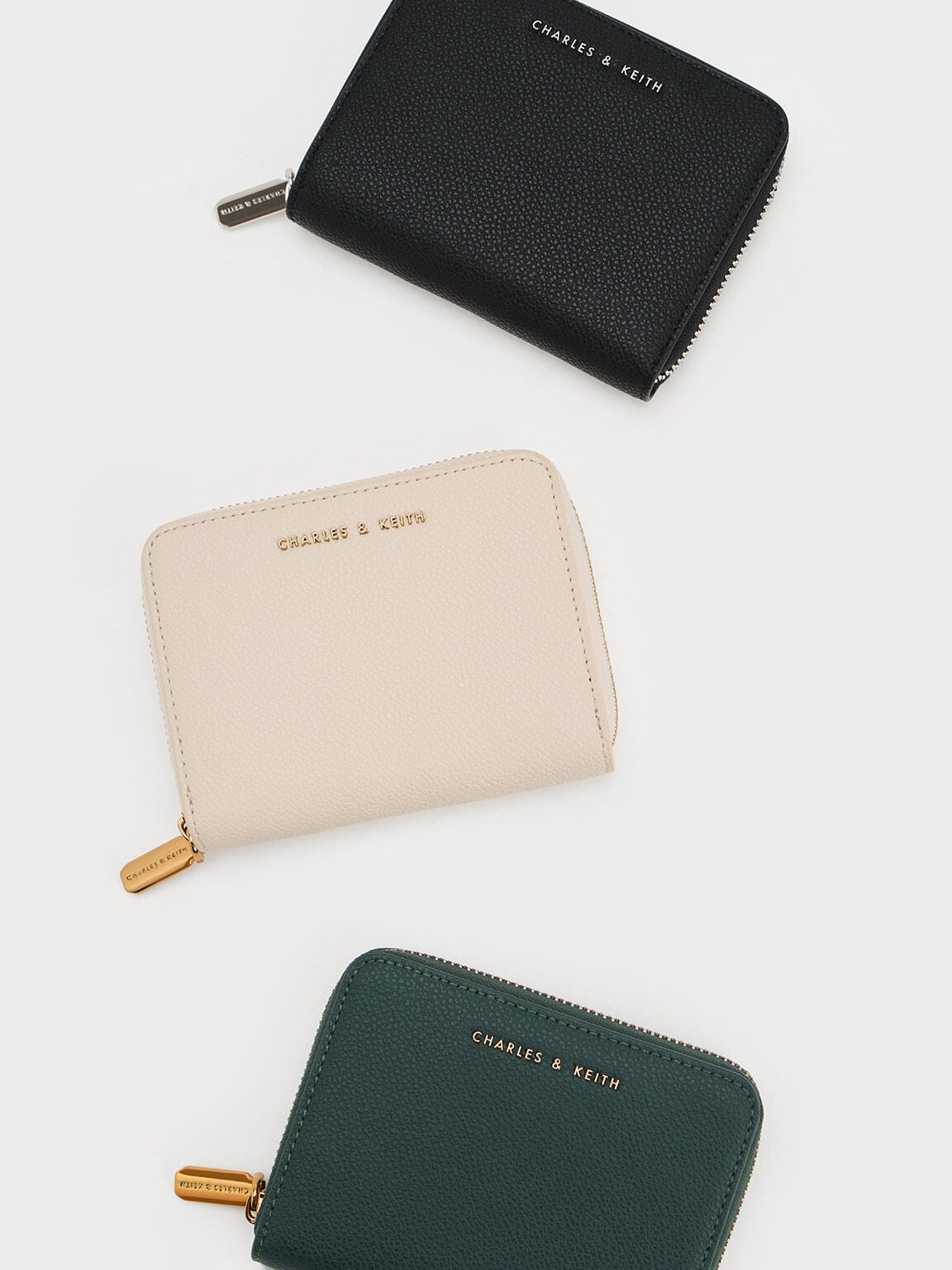 CHARLES & KEITH New / Basic Square Wallet - Green