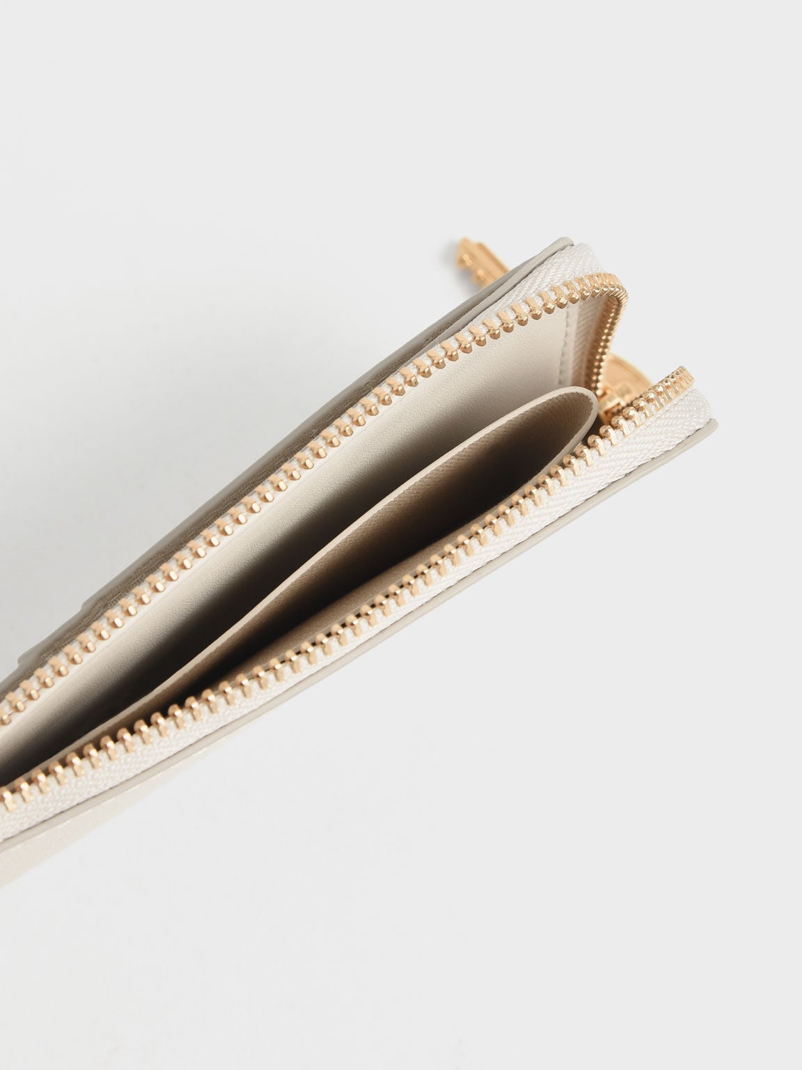 CHARLES & KEITH Smart Buy / Lane Key Zip-Around Wallet - Cream