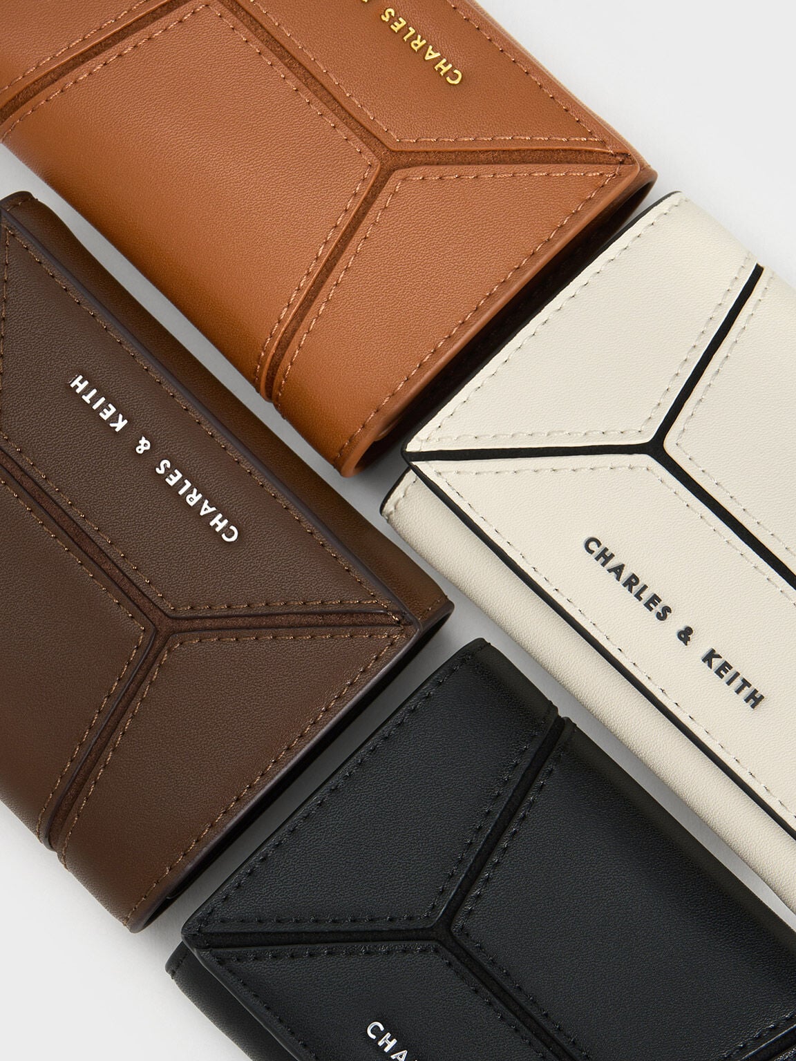 CHARLES & KEITH Signature / Nasrin Geometric Wallet - Noir