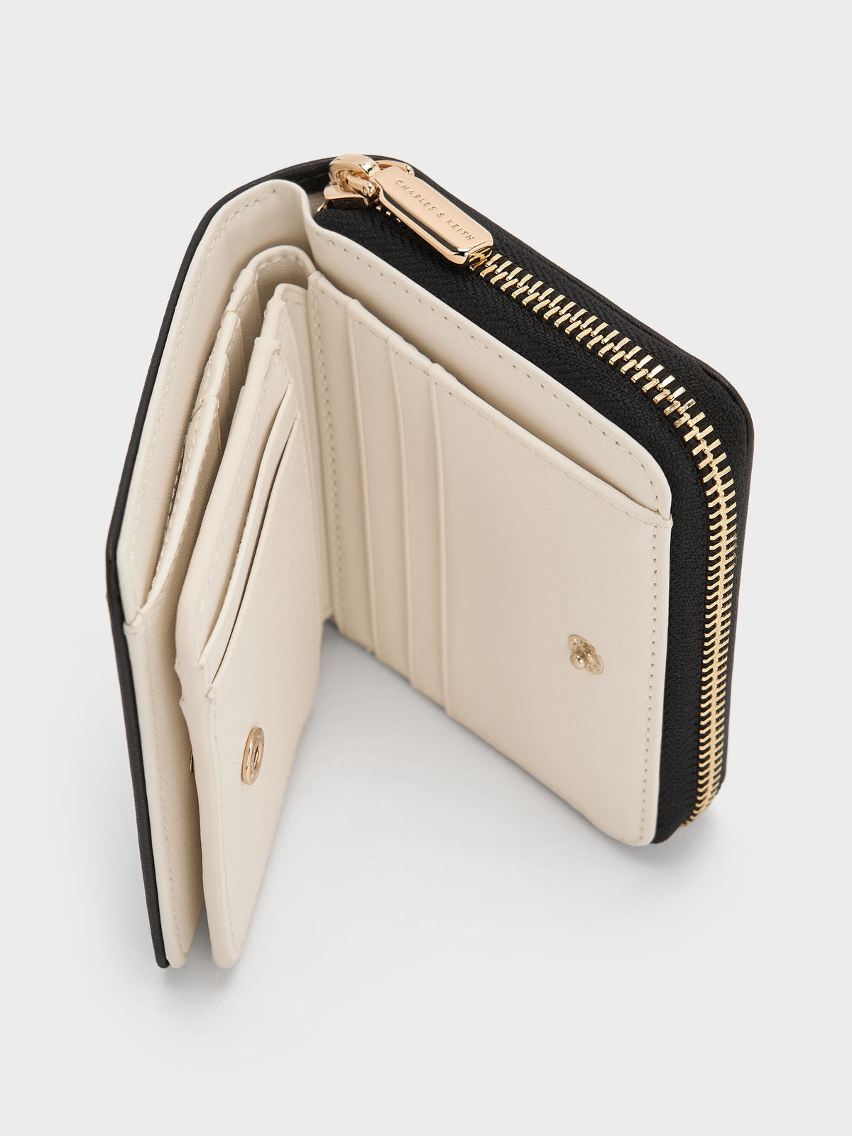 CHARLES & KEITH Featured / Finley Zip-Around Small Wallet - Black