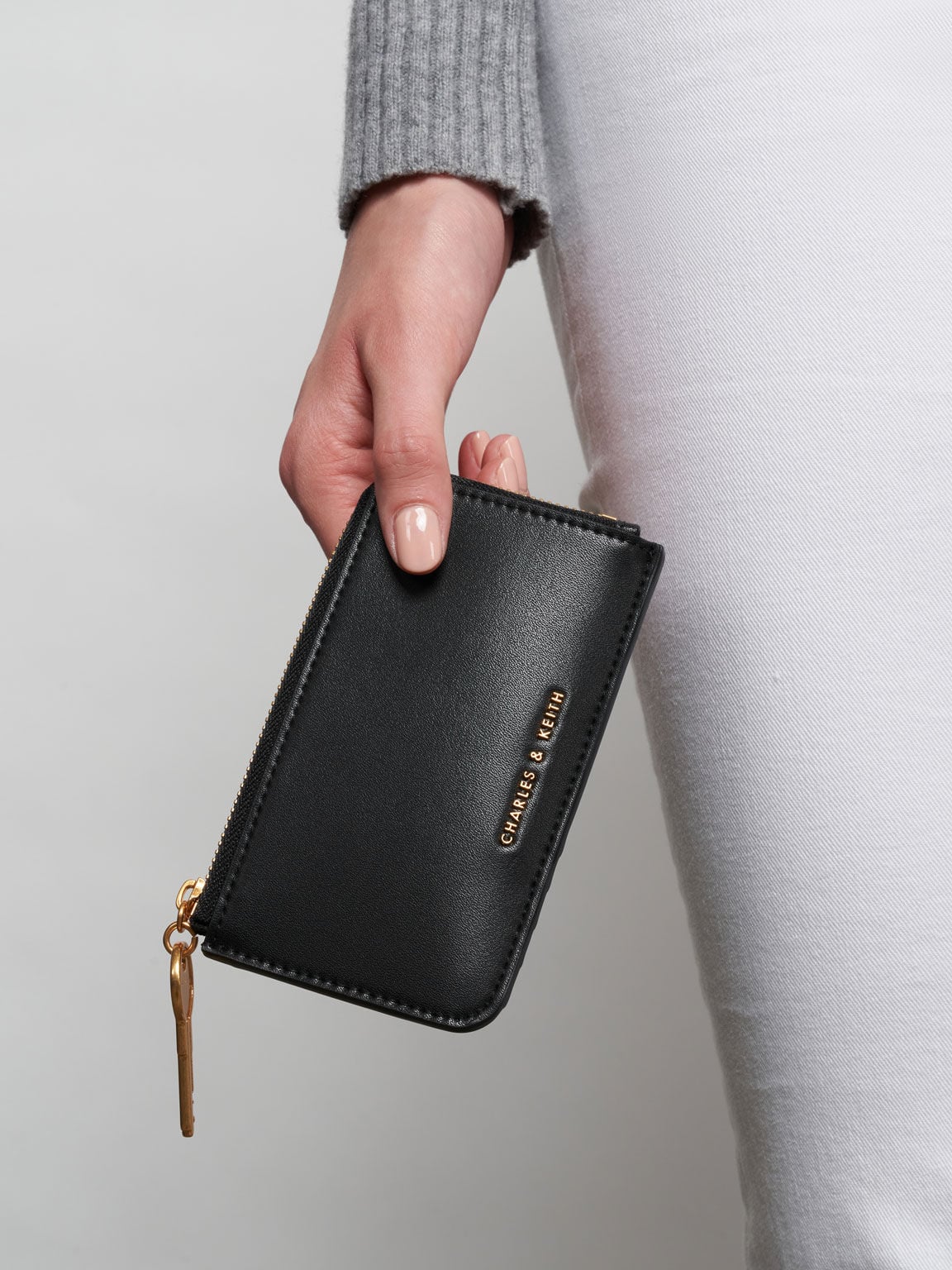 CHARLES & KEITH Classic / Lane Key Zip-Around Wallet - Black