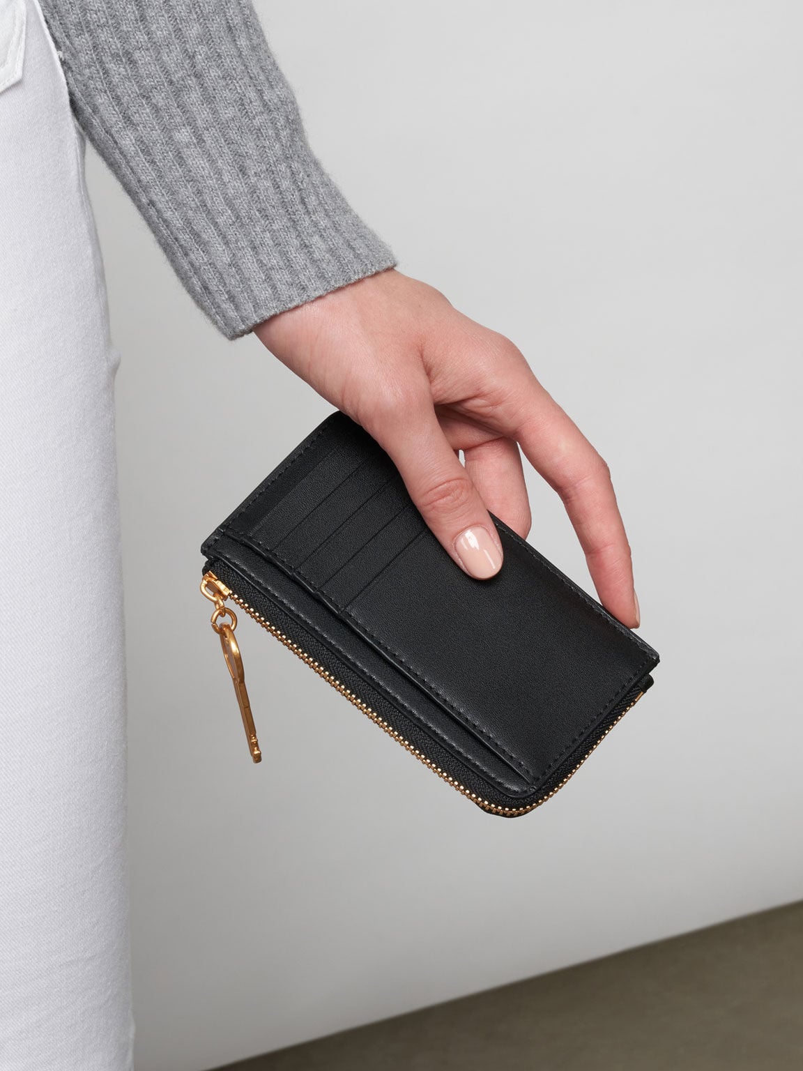 CHARLES & KEITH Classic / Lane Key Zip-Around Wallet - Black
