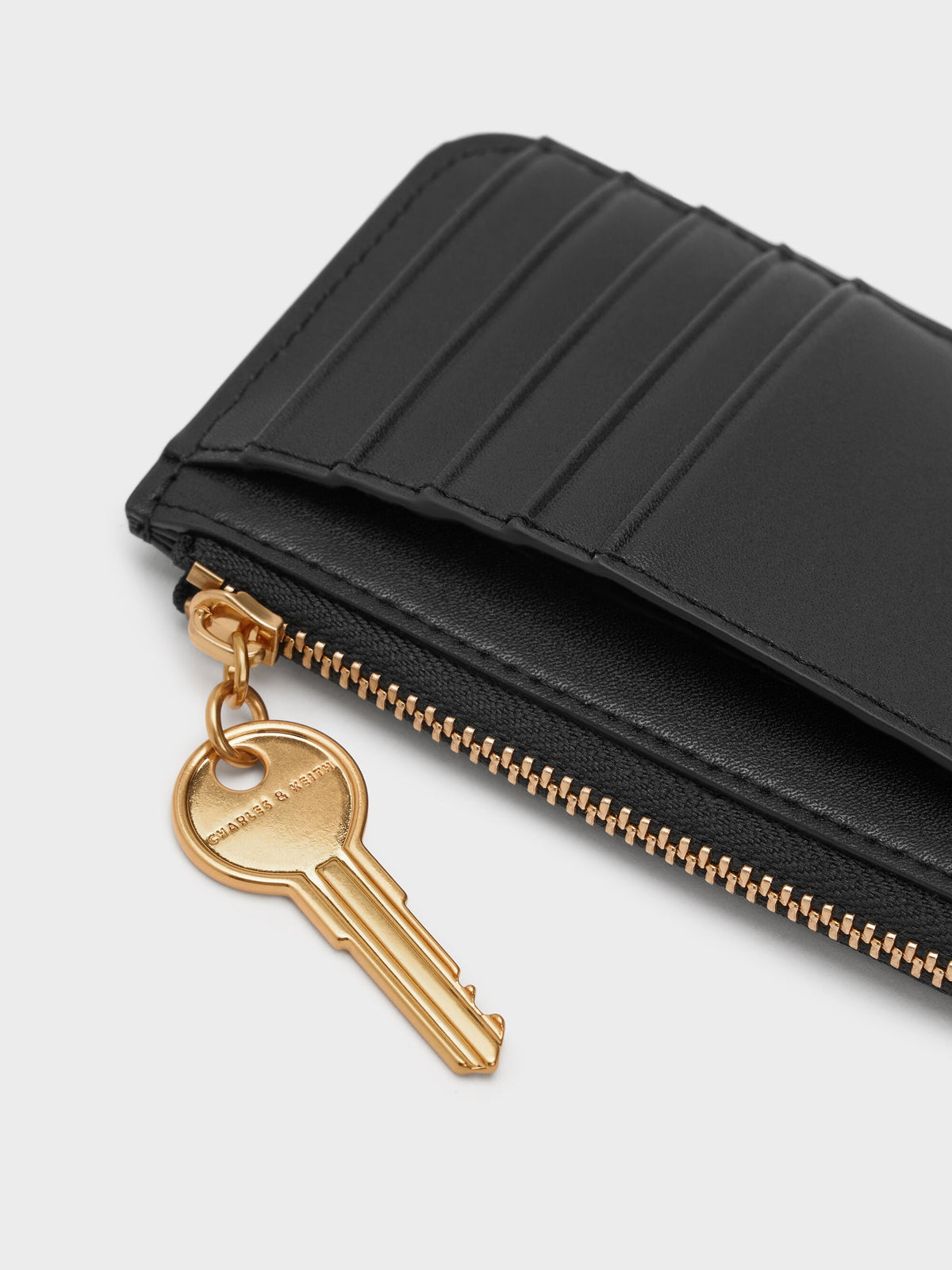 CHARLES & KEITH Classic / Lane Key Zip-Around Wallet - Black