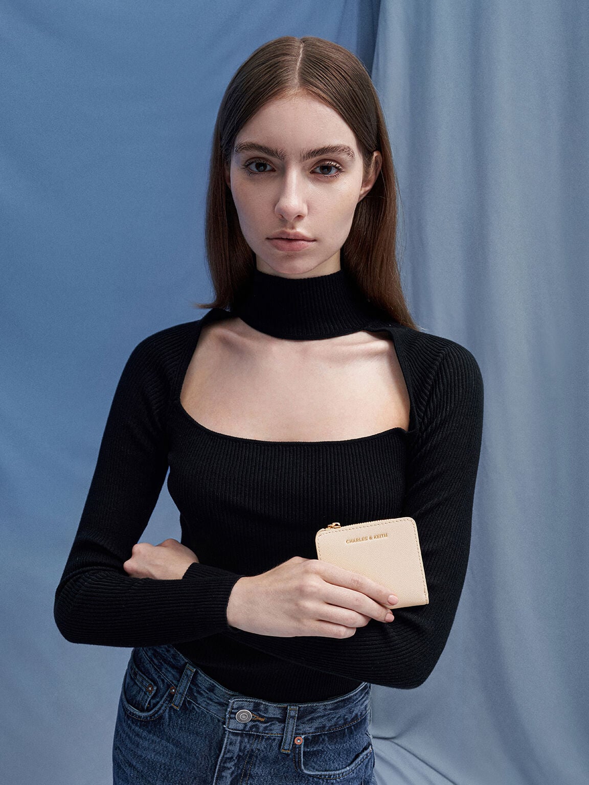 CHARLES & KEITH Deals / Keely Top Zip Small Wallet - Oat