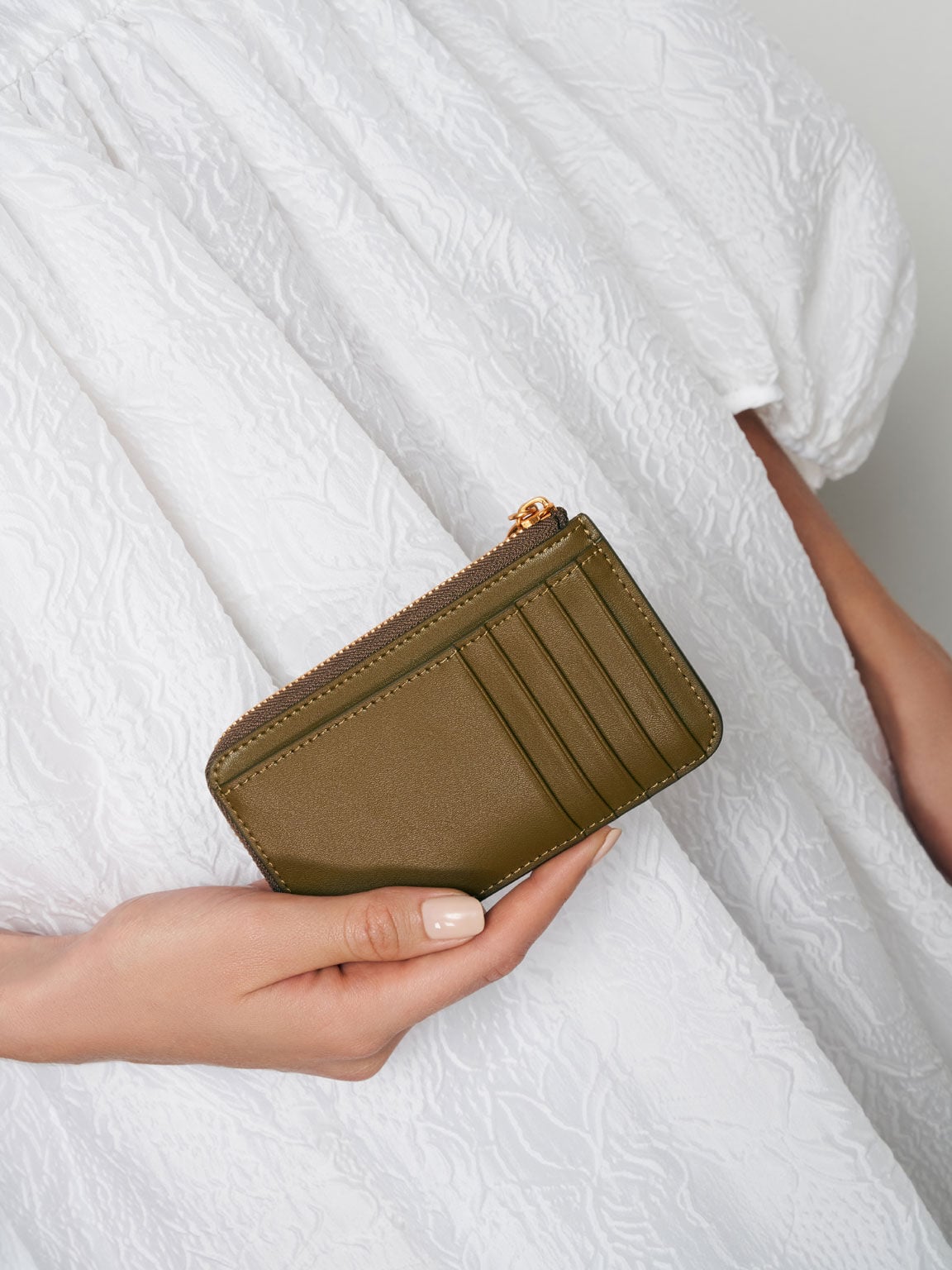 CHARLES & KEITH Featured / Lane Key Zip-Around Wallet - Olive