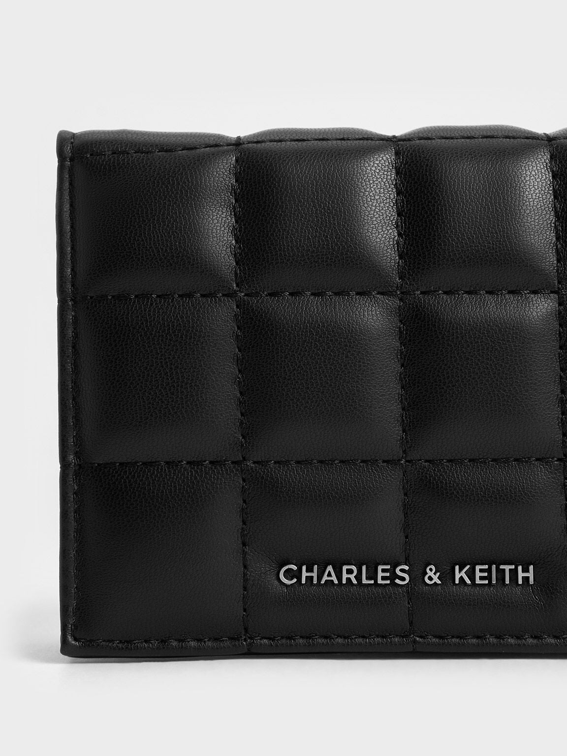 CHARLES & KEITH Popular / Cassia Quilted Wallet On Chain - Noir