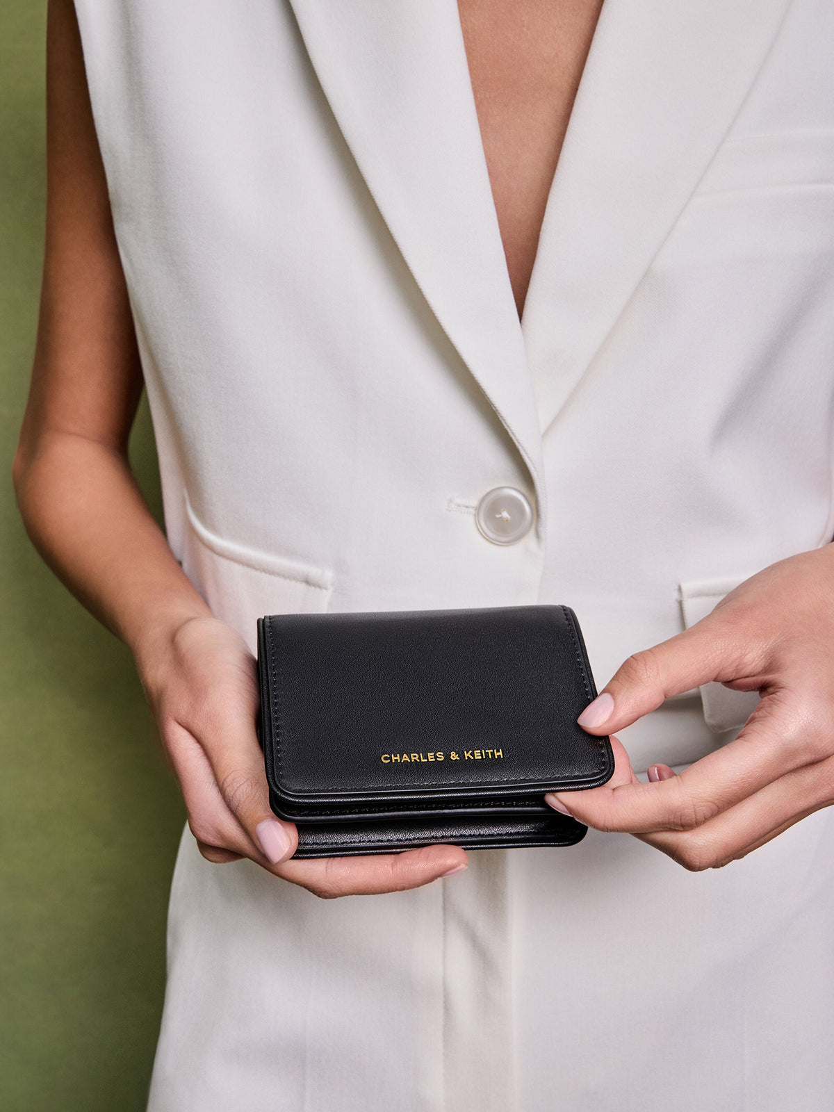 CHARLES & KEITH Great Value / Lyla Knotted-Strap Wallet - Black