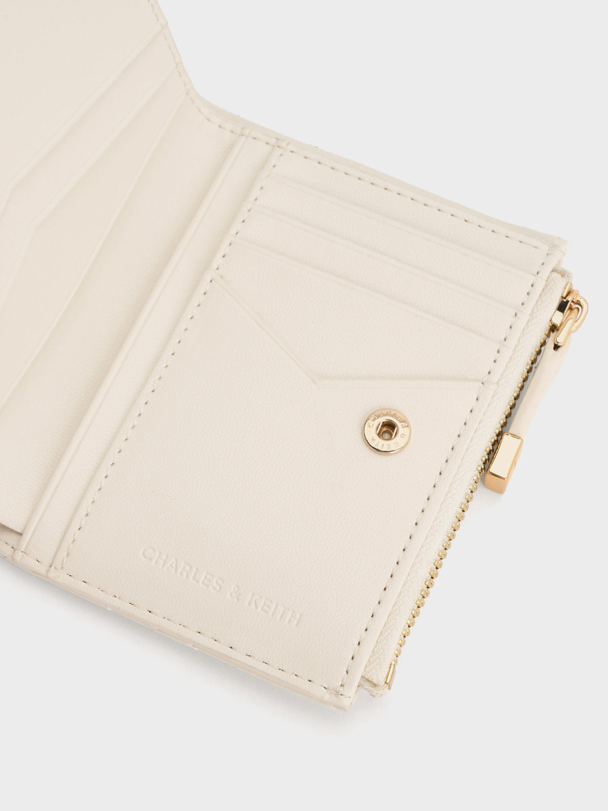 CHARLES & KEITH Hot Sale / Duo Quilted Small Wallet - Cream