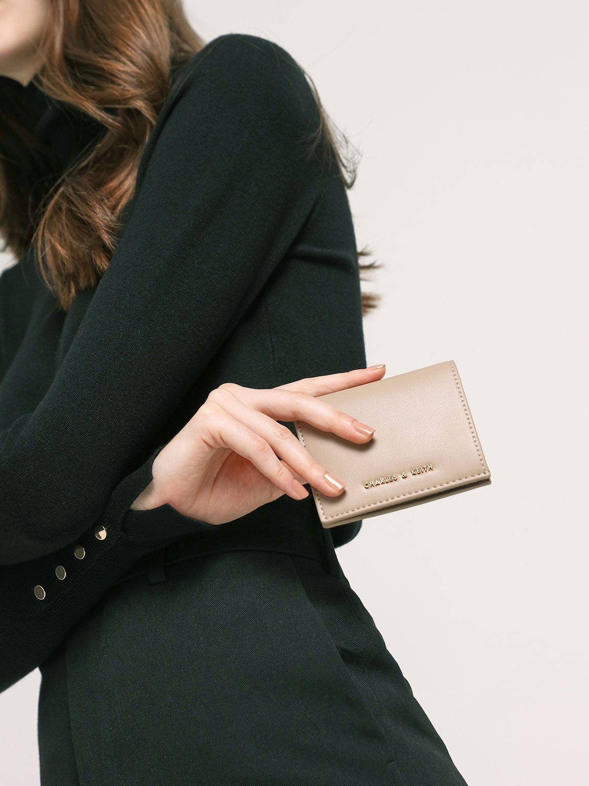 CHARLES & KEITH Signature / Daisy Bi-Fold Small Wallet - Sand