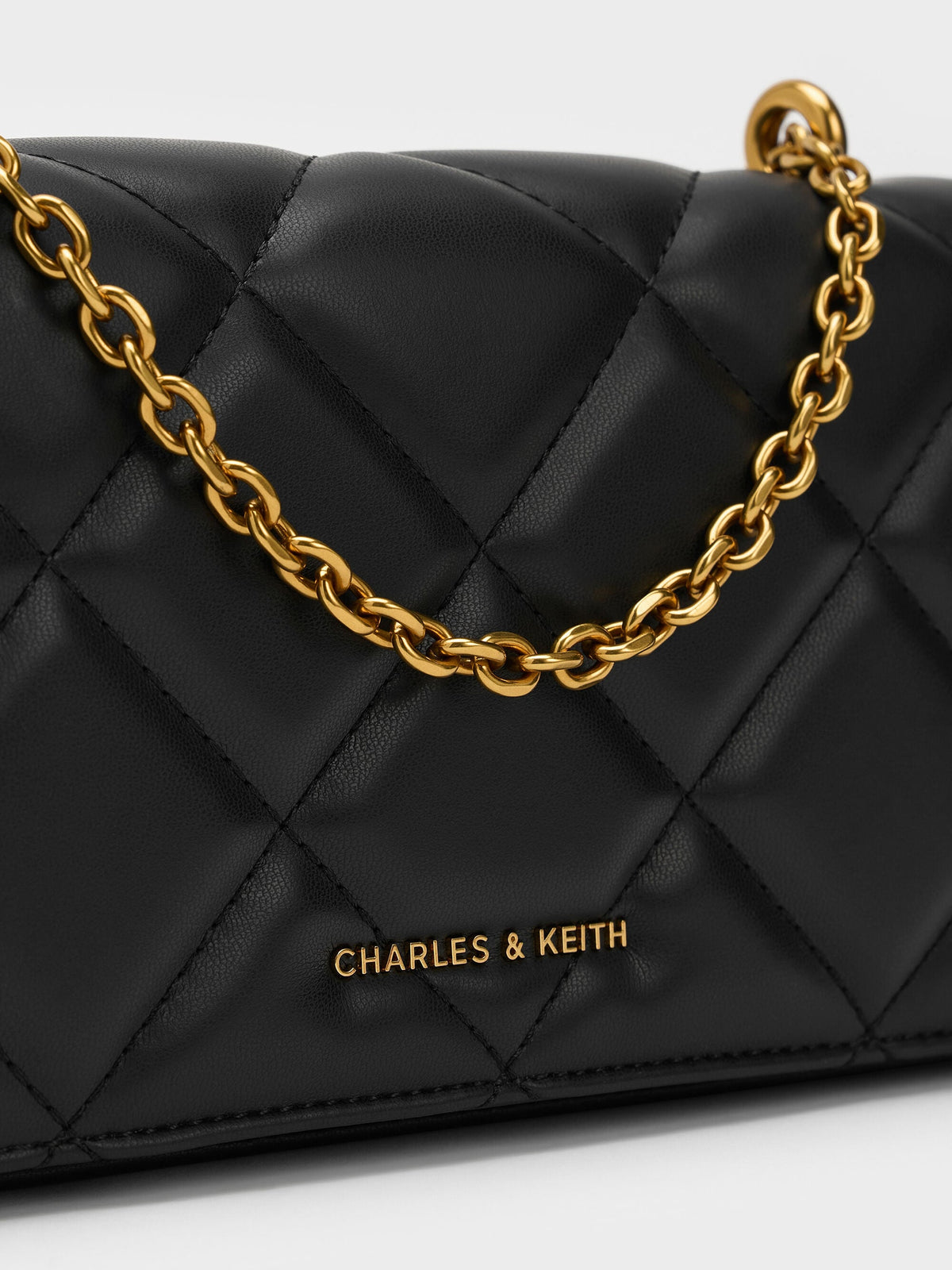 CHARLES & KEITH Best Price / Paffuto Quilted Wallet On Chain - Black
