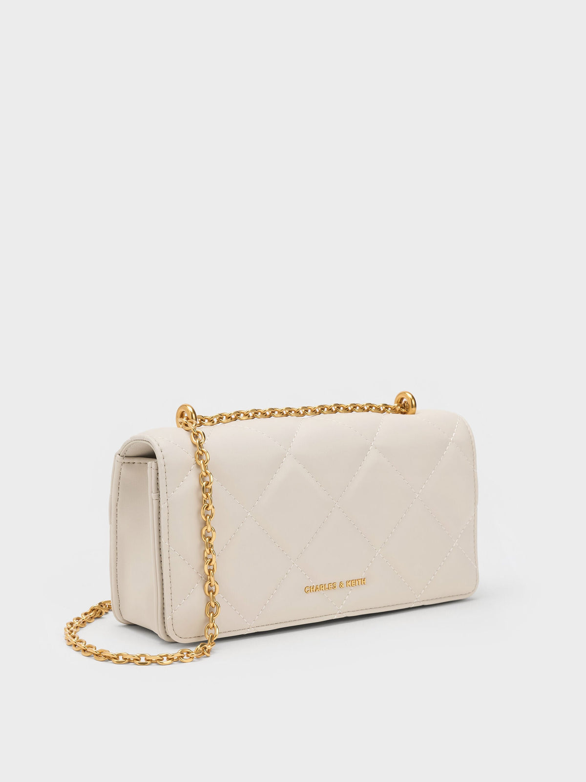 CHARLES & KEITH Everyday / Paffuto Quilted Wallet On Chain - Cream
