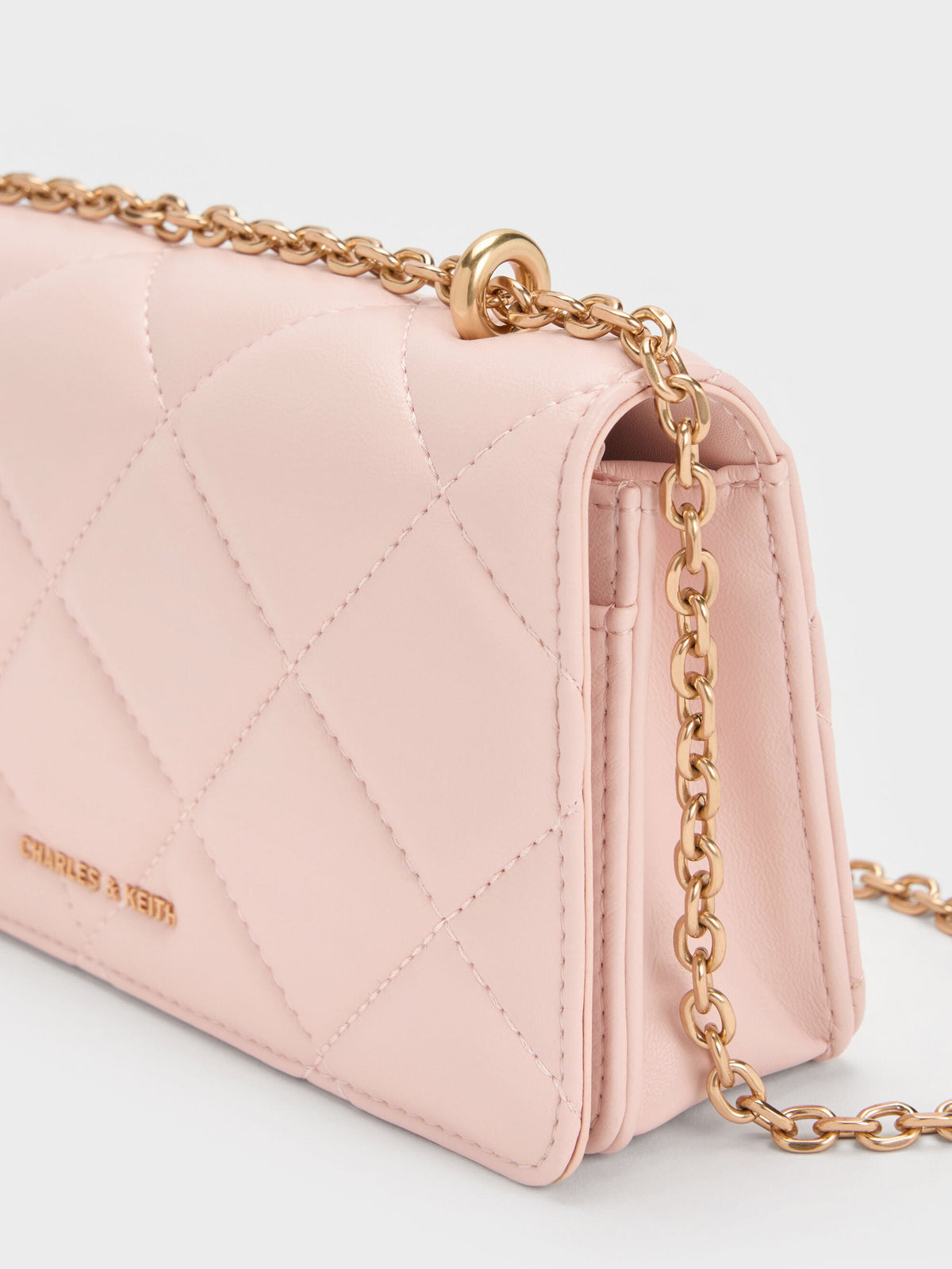 CHARLES & KEITH Quality / Paffuto Quilted Wallet On Chain - Soft Pink