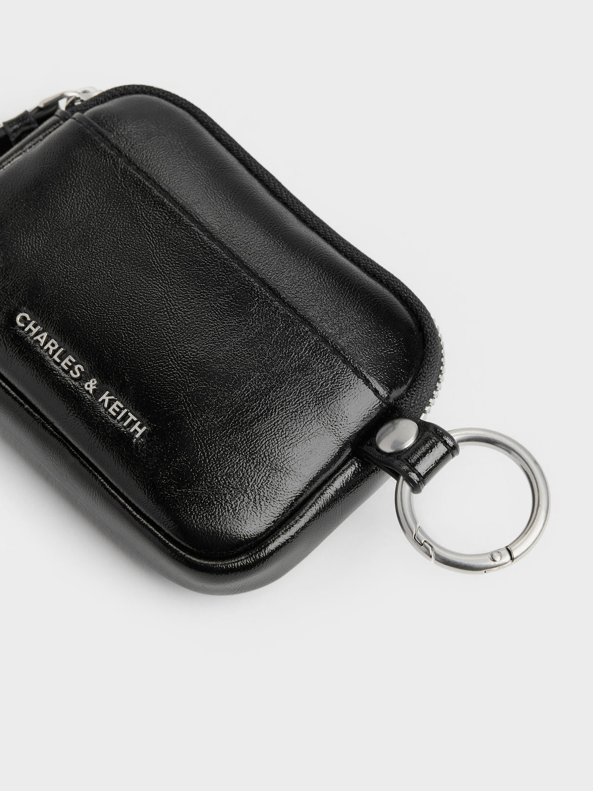 CHARLES & KEITH Hot Sale / Tatiana Zip-Around Card Holder - Noir