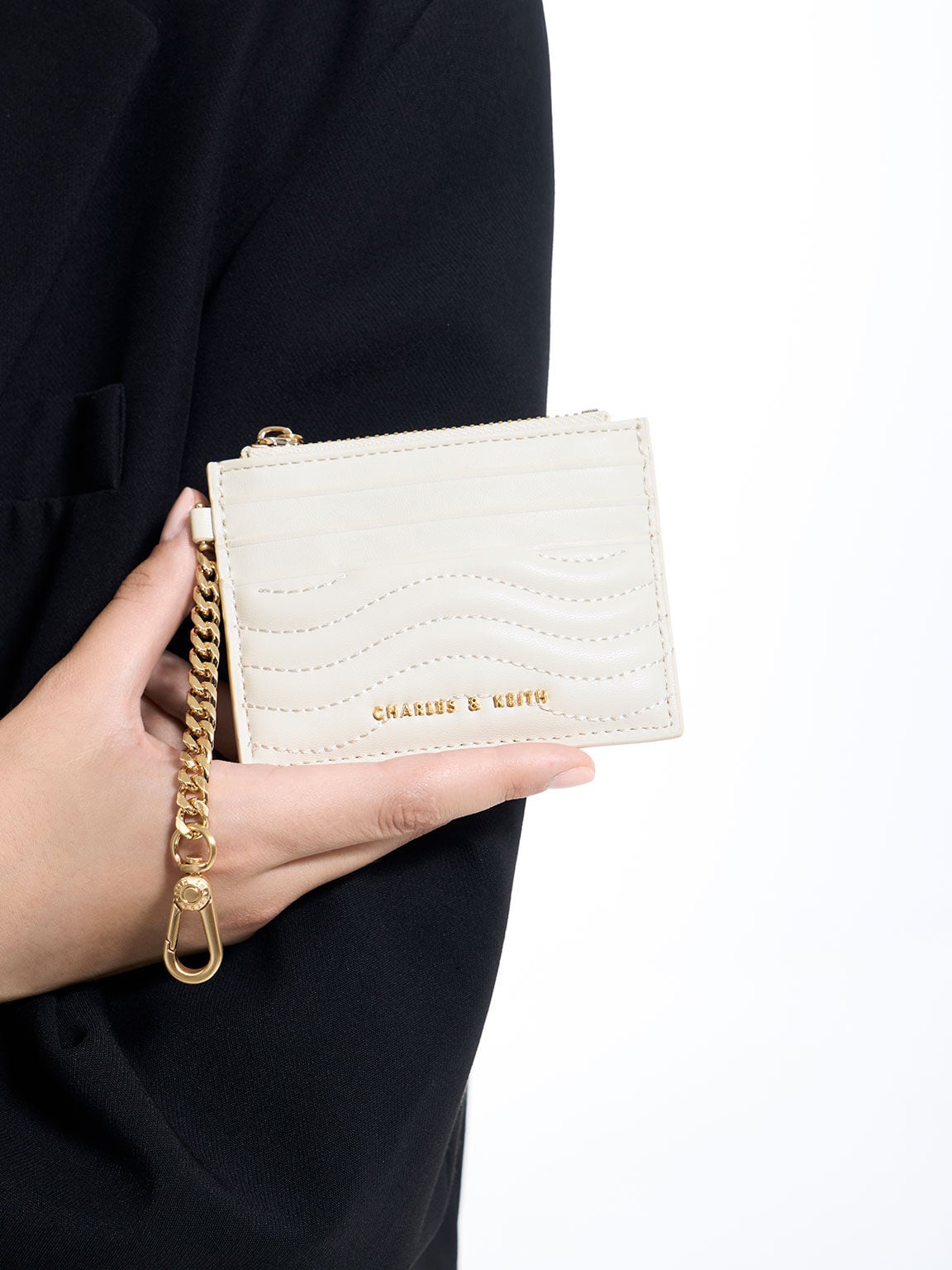CHARLES & KEITH Discount / Aubrielle Wavy-Stitch Card Holder - Cream