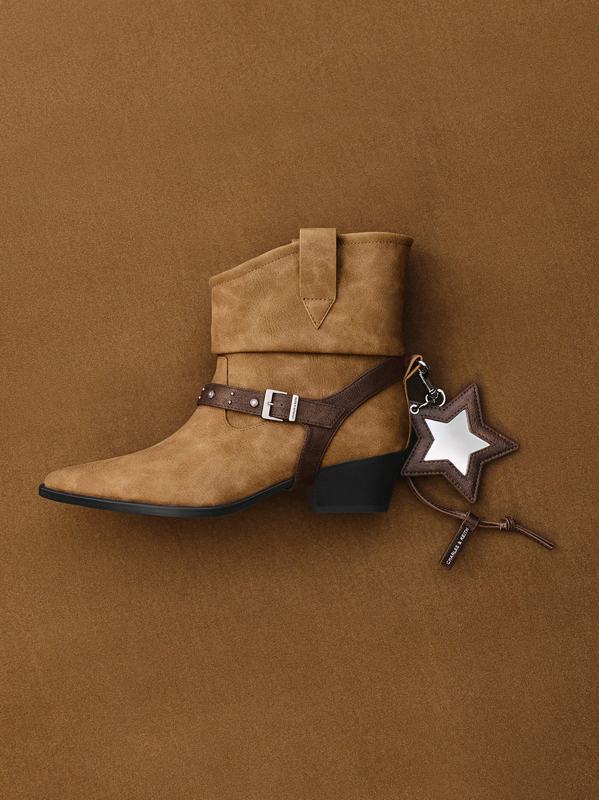 CHARLES & KEITH Trending / Noane Star Mirror Charm - Distressed Coffee