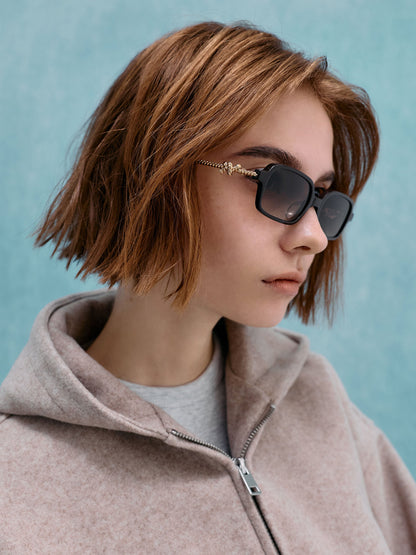 CHARLES & KEITH Smart Buy / Sable Knot Rectangular Sunglasses - Black
