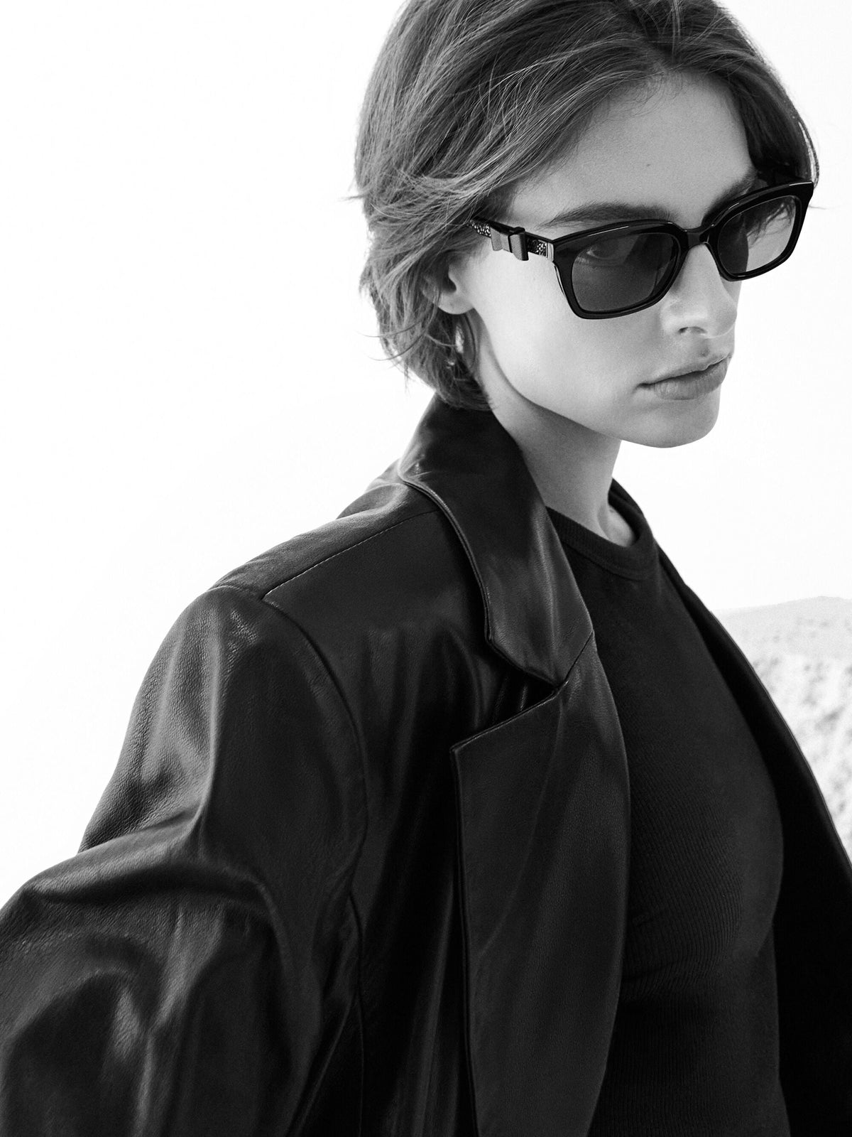CHARLES & KEITH Smart Buy / Tanya Bow Rectangular Sunglasses - Jet Black
