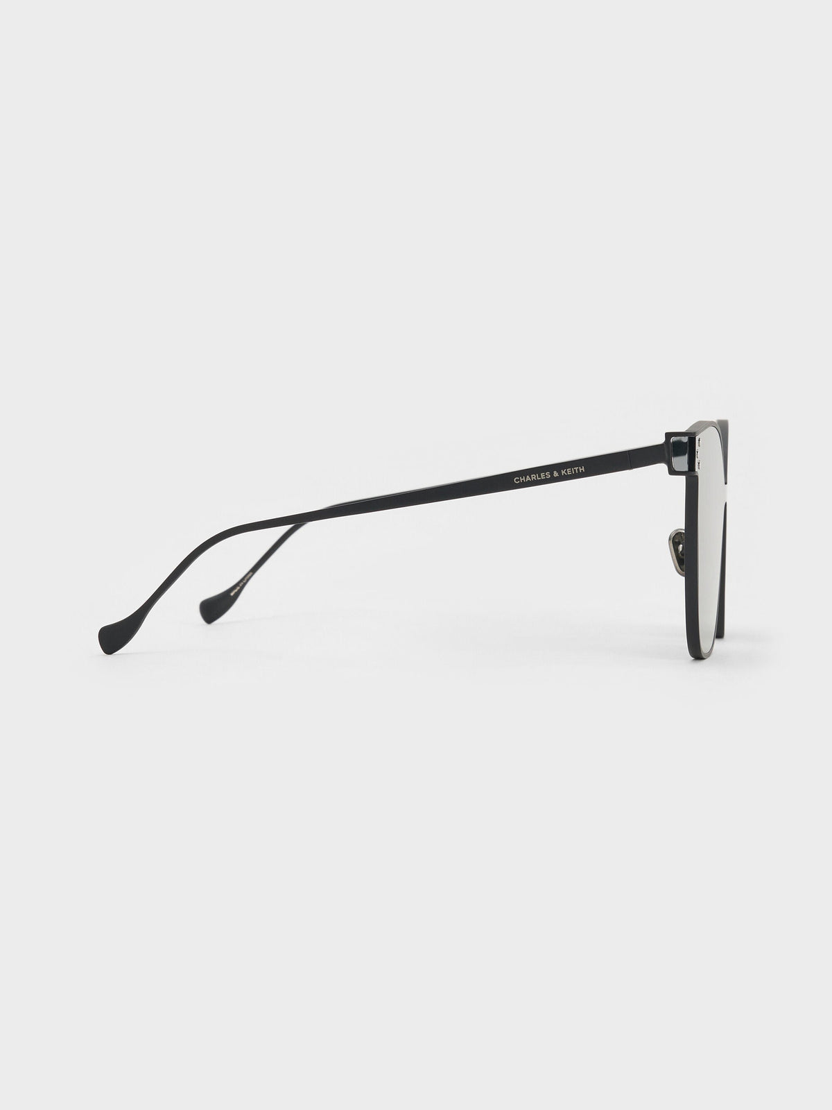 CHARLES & KEITH Deals / Ginny Butterfly Sunglasses - Noir