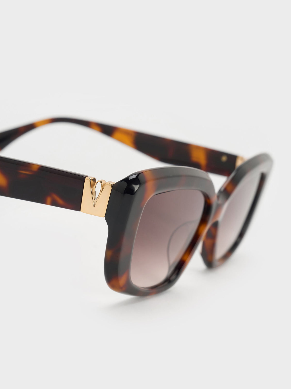 CHARLES & KEITH Latest / Alix Tortoiseshell Butterfly Sunglasses - T. Shell