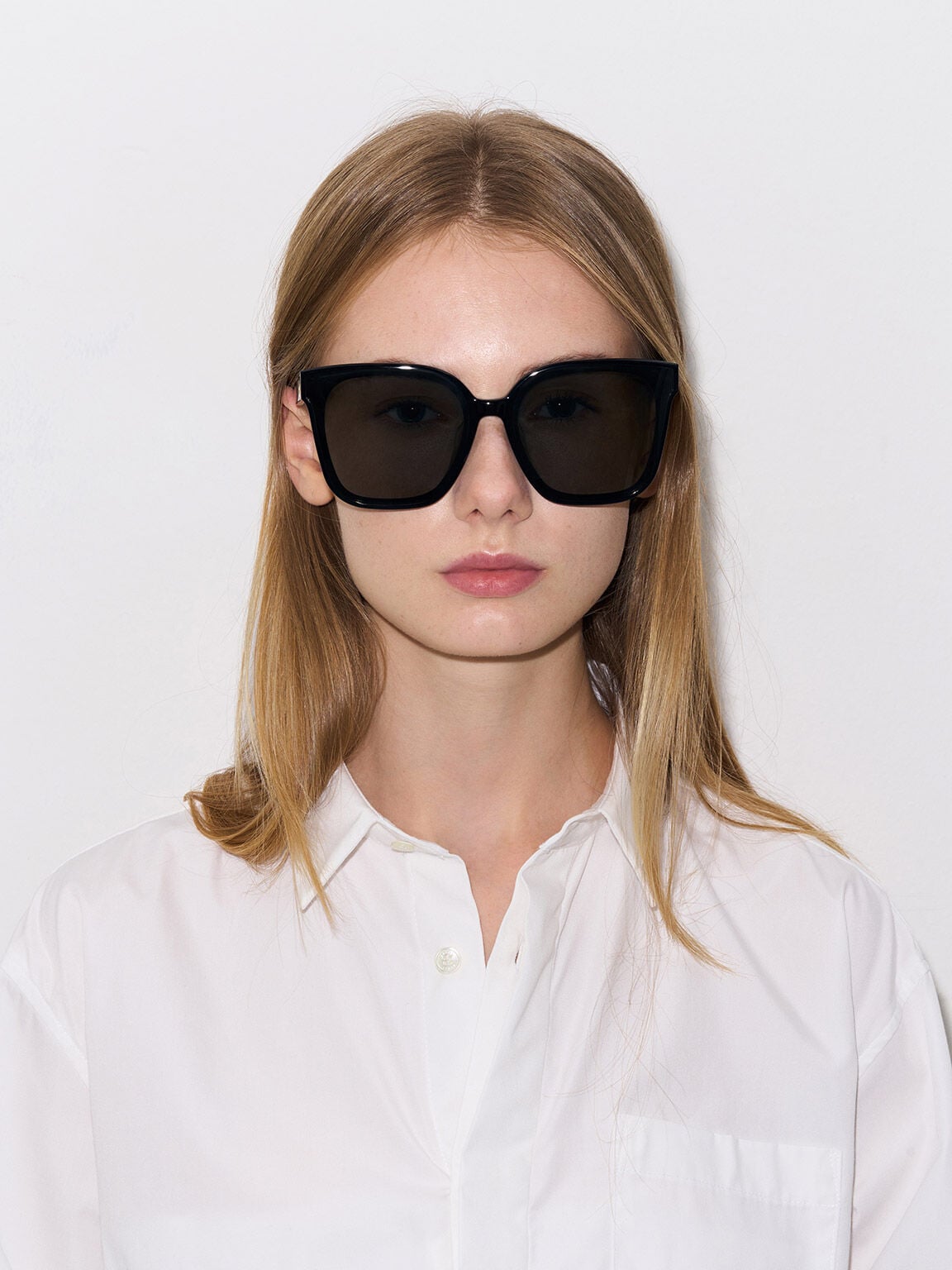 CHARLES & KEITH Quality / Gabine Oversized Butterfly Sunglasses - Black