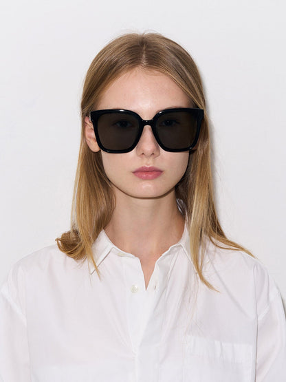 CHARLES & KEITH Quality / Gabine Oversized Butterfly Sunglasses - Black