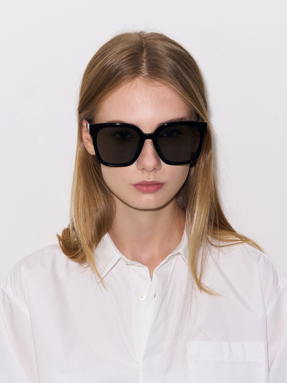 CHARLES & KEITH Quality / Gabine Oversized Butterfly Sunglasses - Black